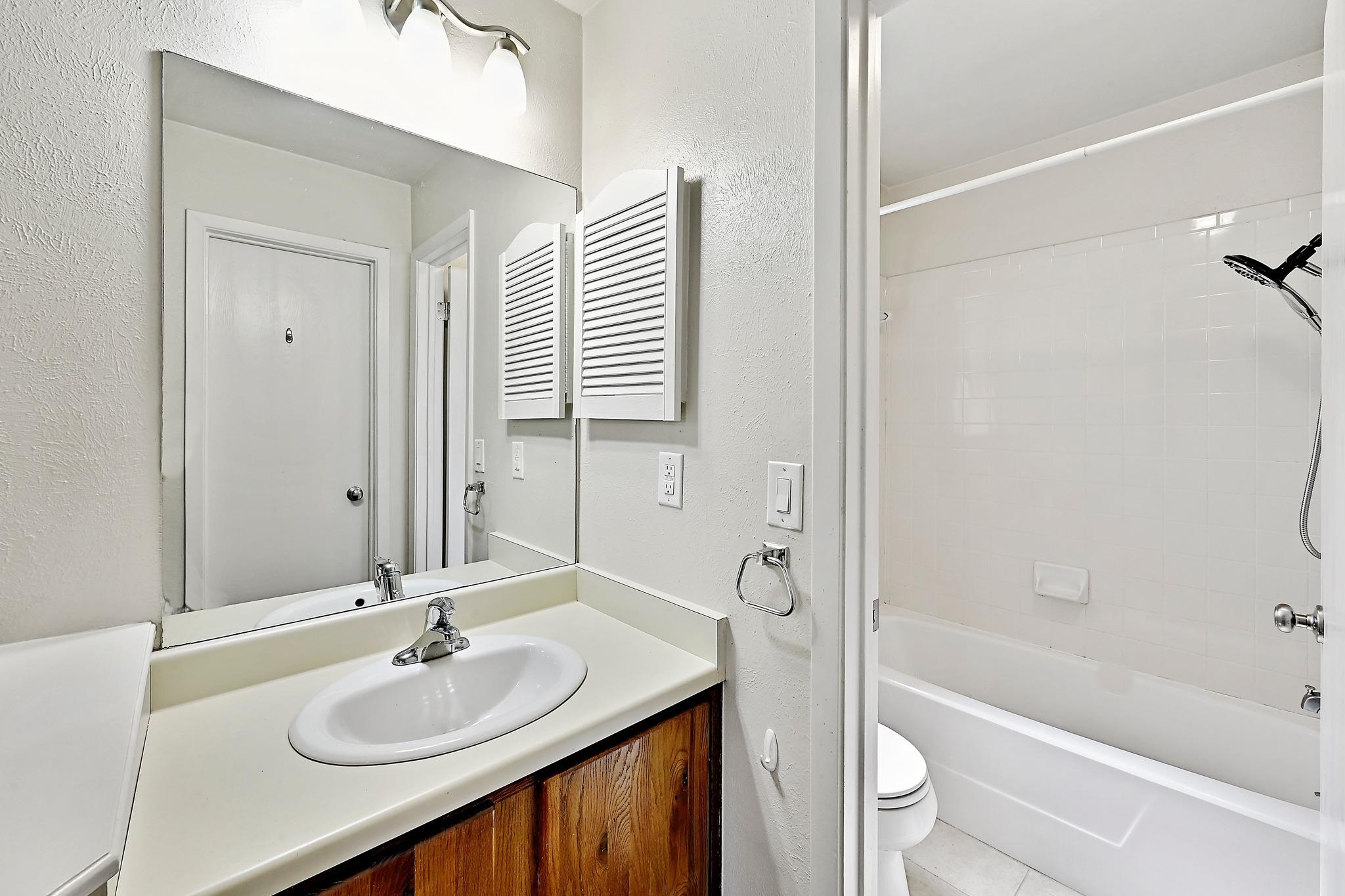 4407 Limewood Ct, Austin, TX 78727