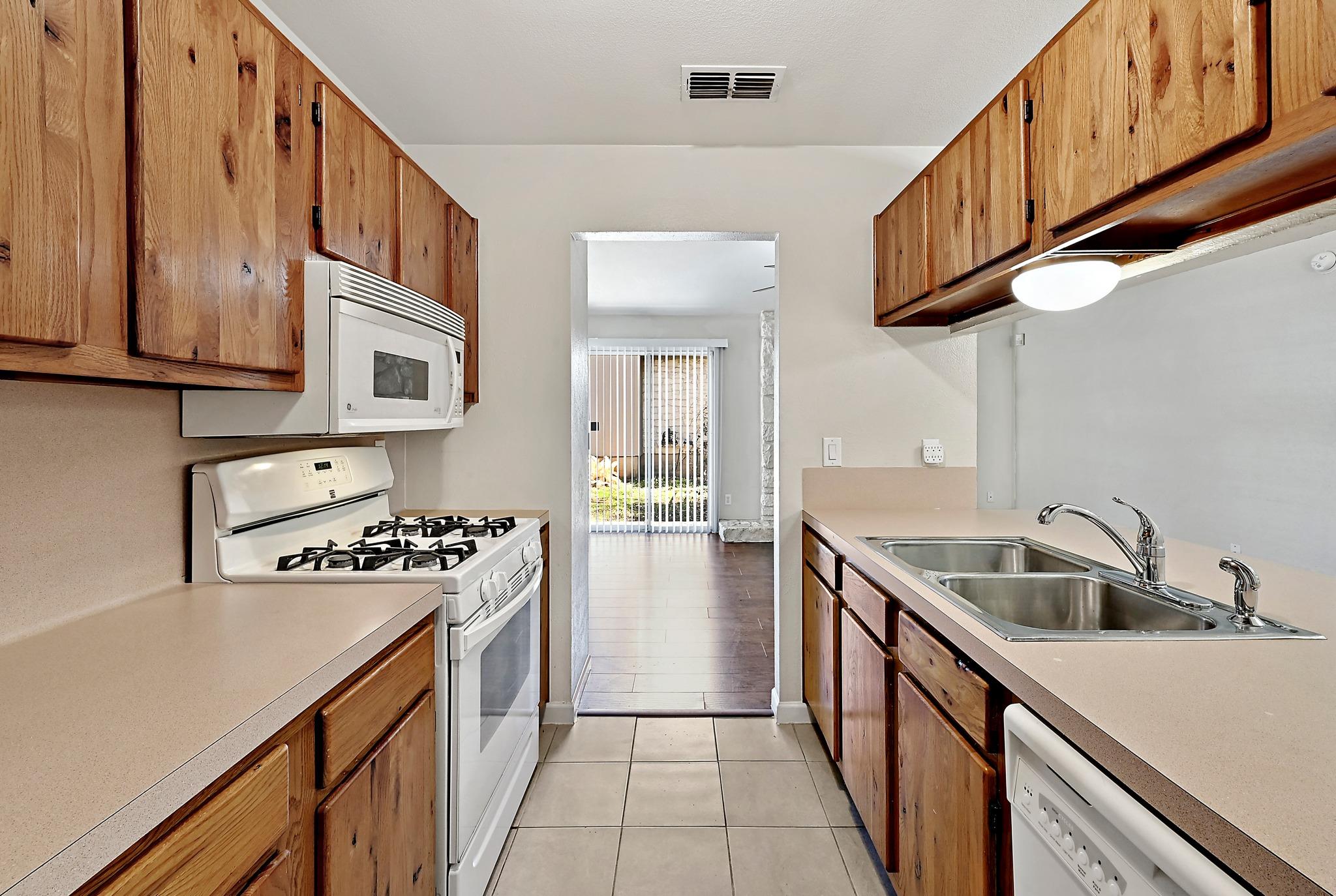 4407 Limewood Ct, Austin, TX 78727