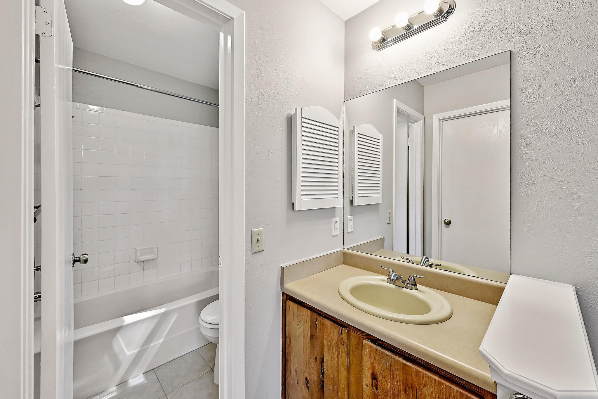 4407 Limewood Ct, Austin, TX 78727