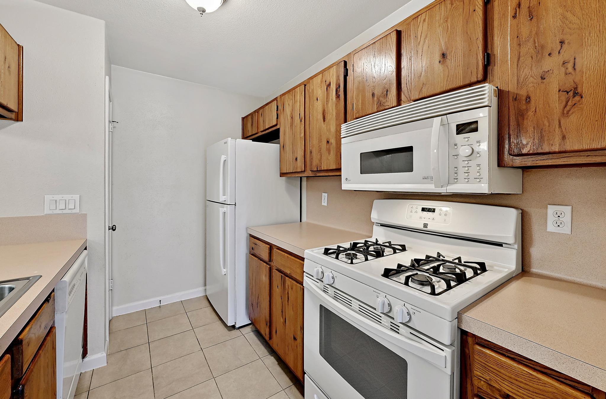 4407 Limewood Ct, Austin, TX 78727