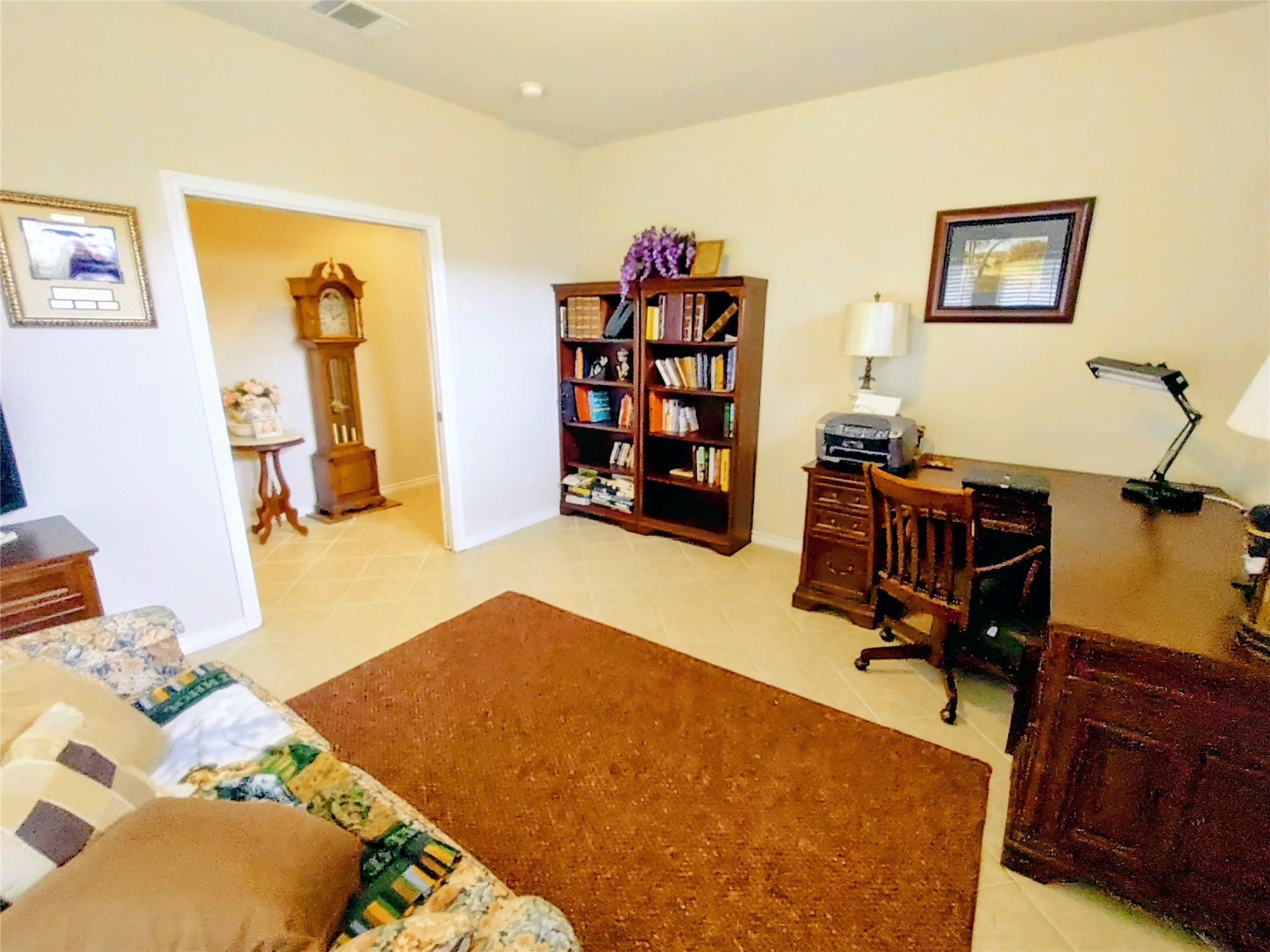 416 Brazos Dr, Georgetown, TX 78628