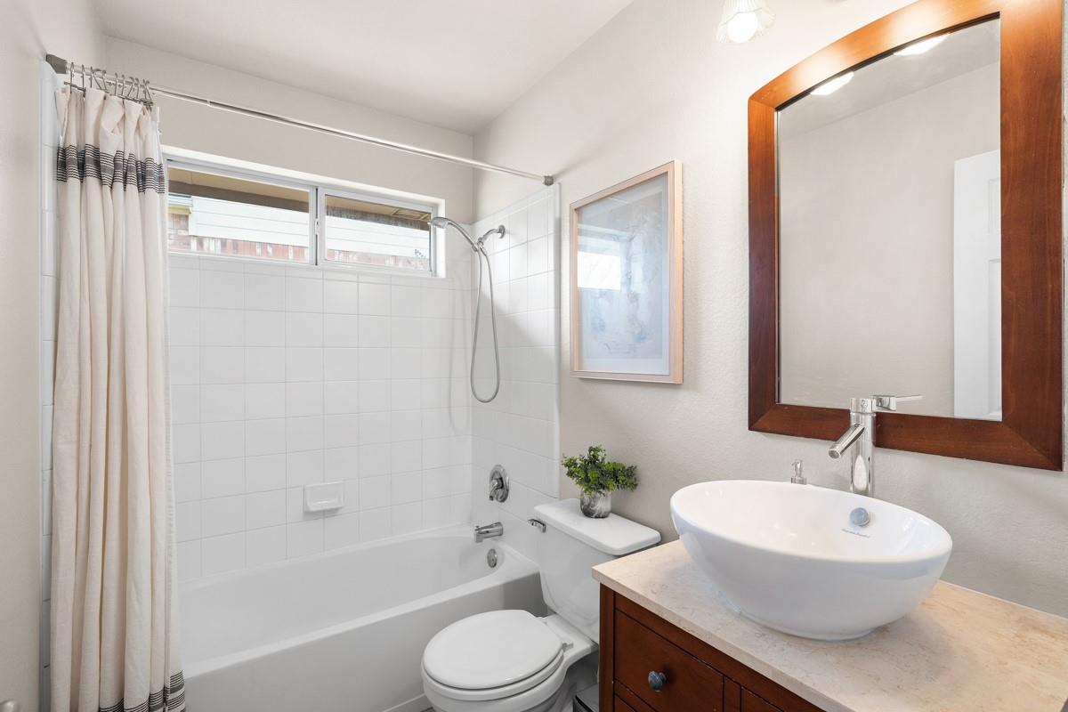 2203 Four Hills Ct, Pflugerville, TX 78660