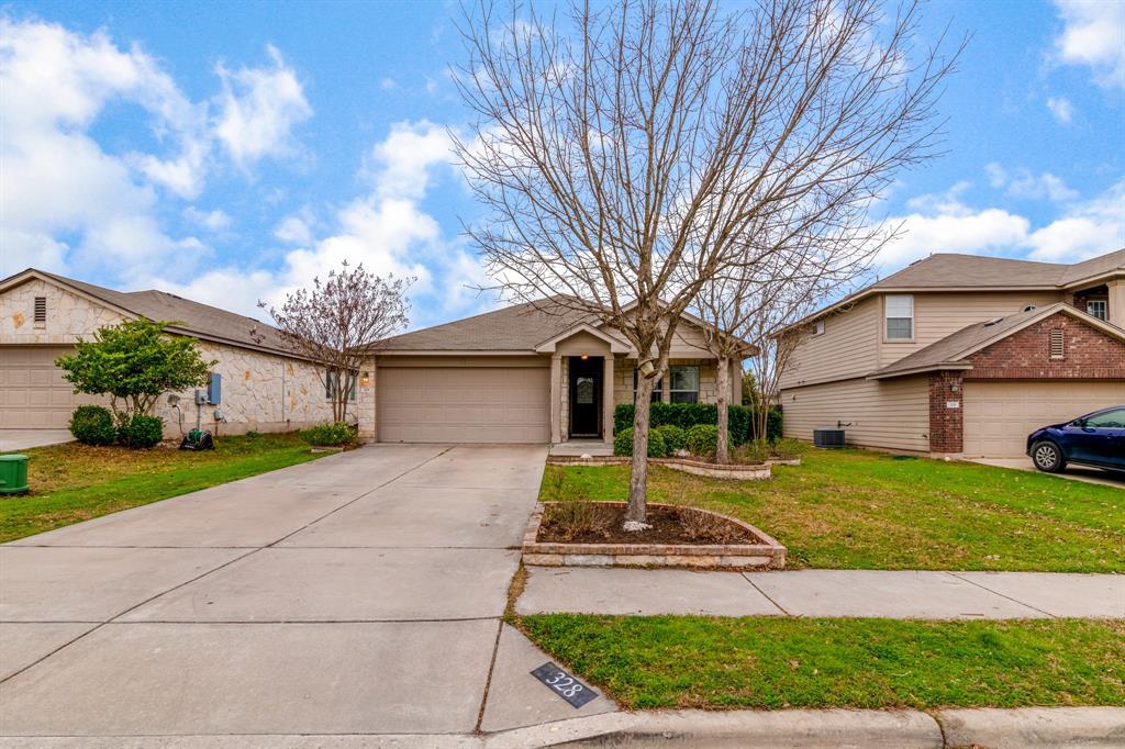 328 Baldwin St, Hutto, TX 78634