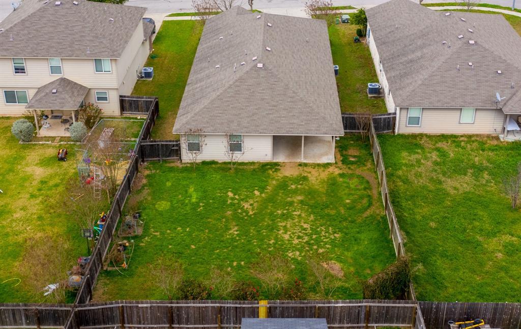 328 Baldwin St, Hutto, TX 78634