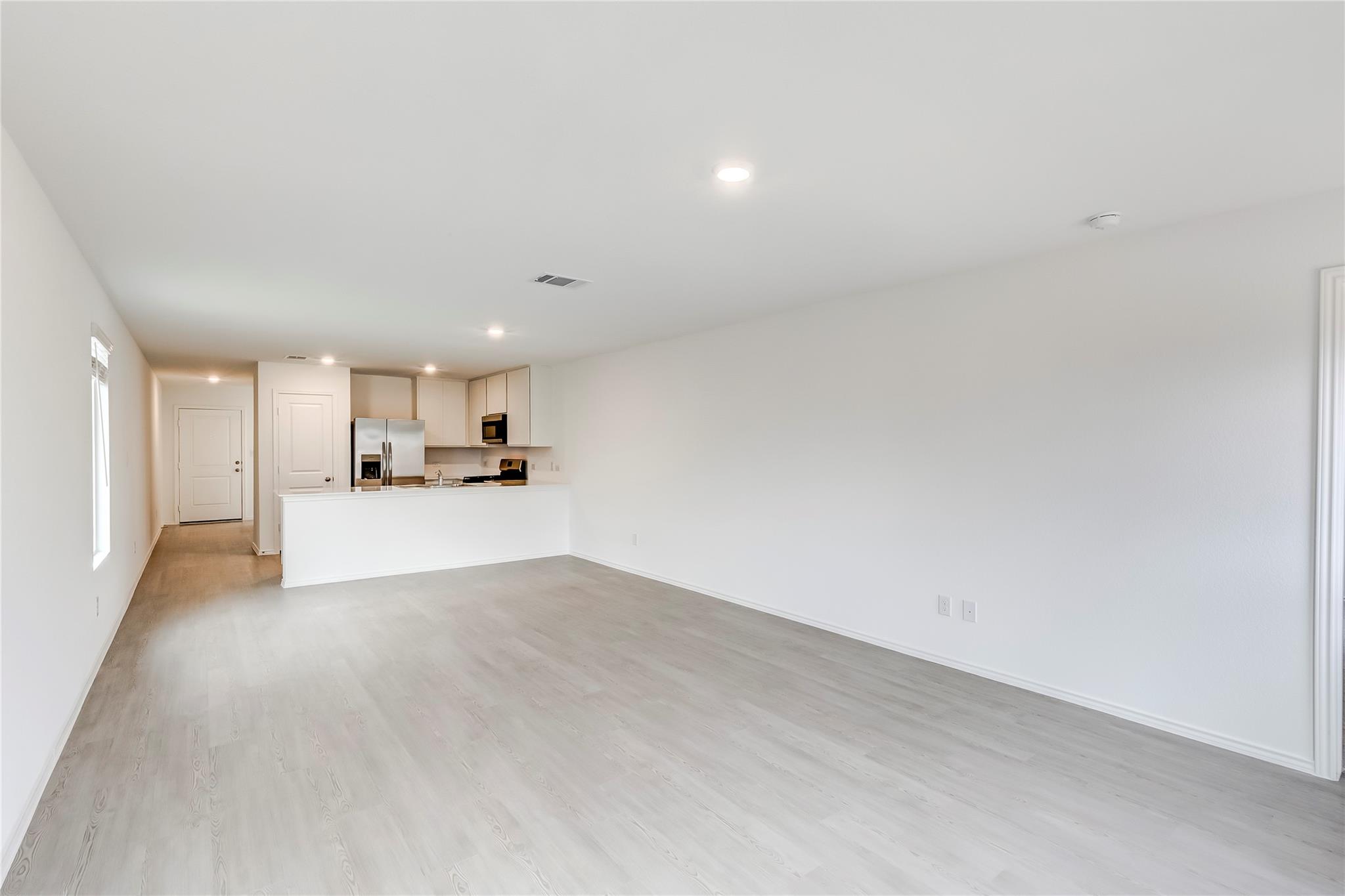 611 Whoopers Loop, Uhland, TX 78640