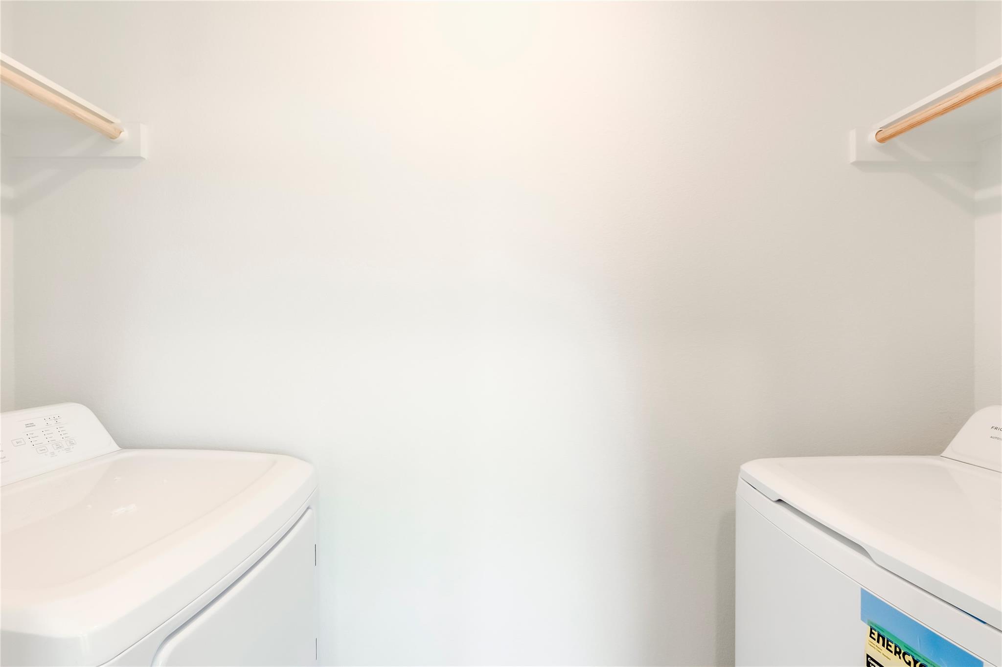 611 Whoopers Loop, Uhland, TX 78640