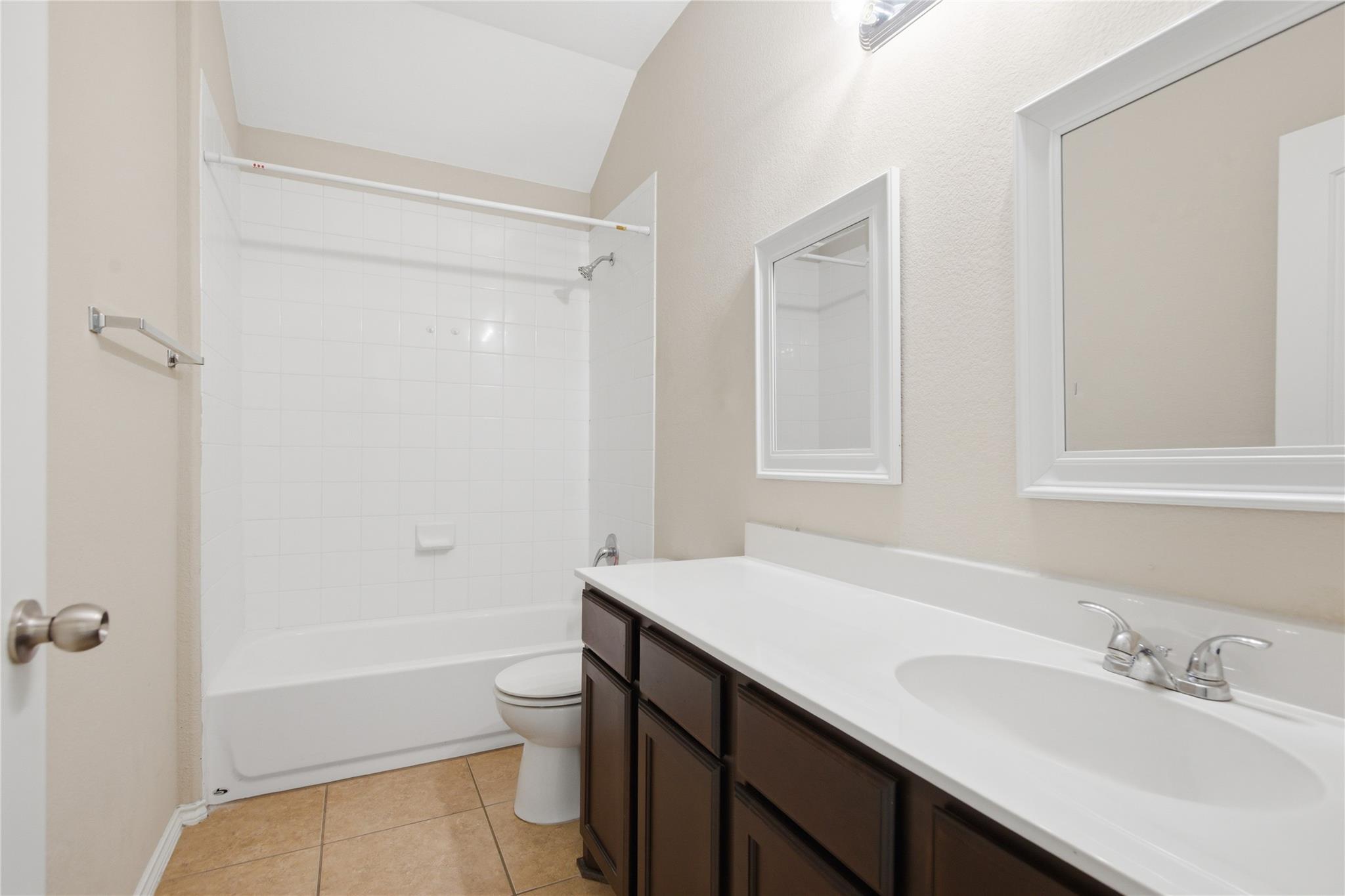 400 Fistral Dr, Hutto, TX 78634