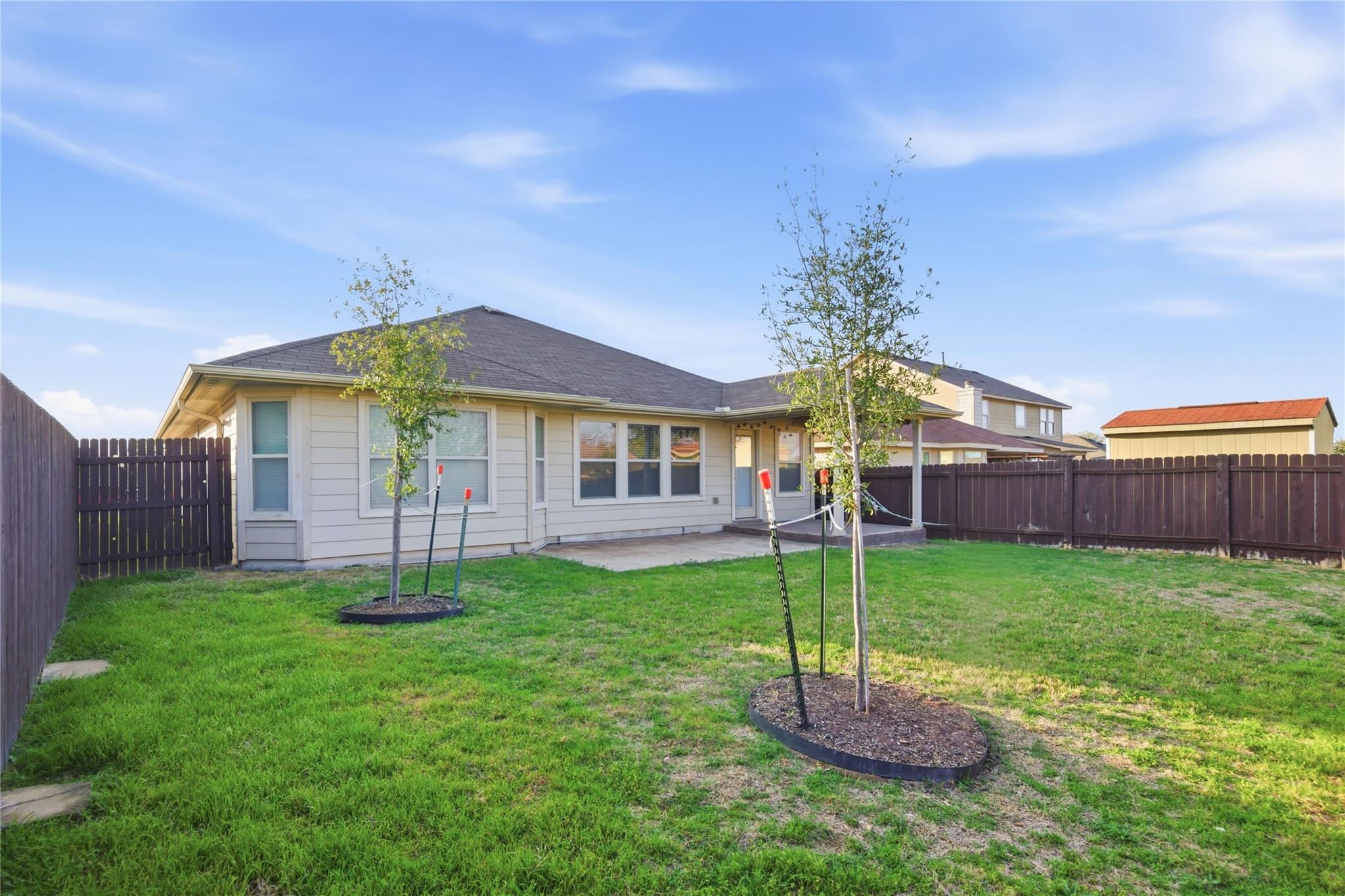 400 Fistral Dr, Hutto, TX 78634
