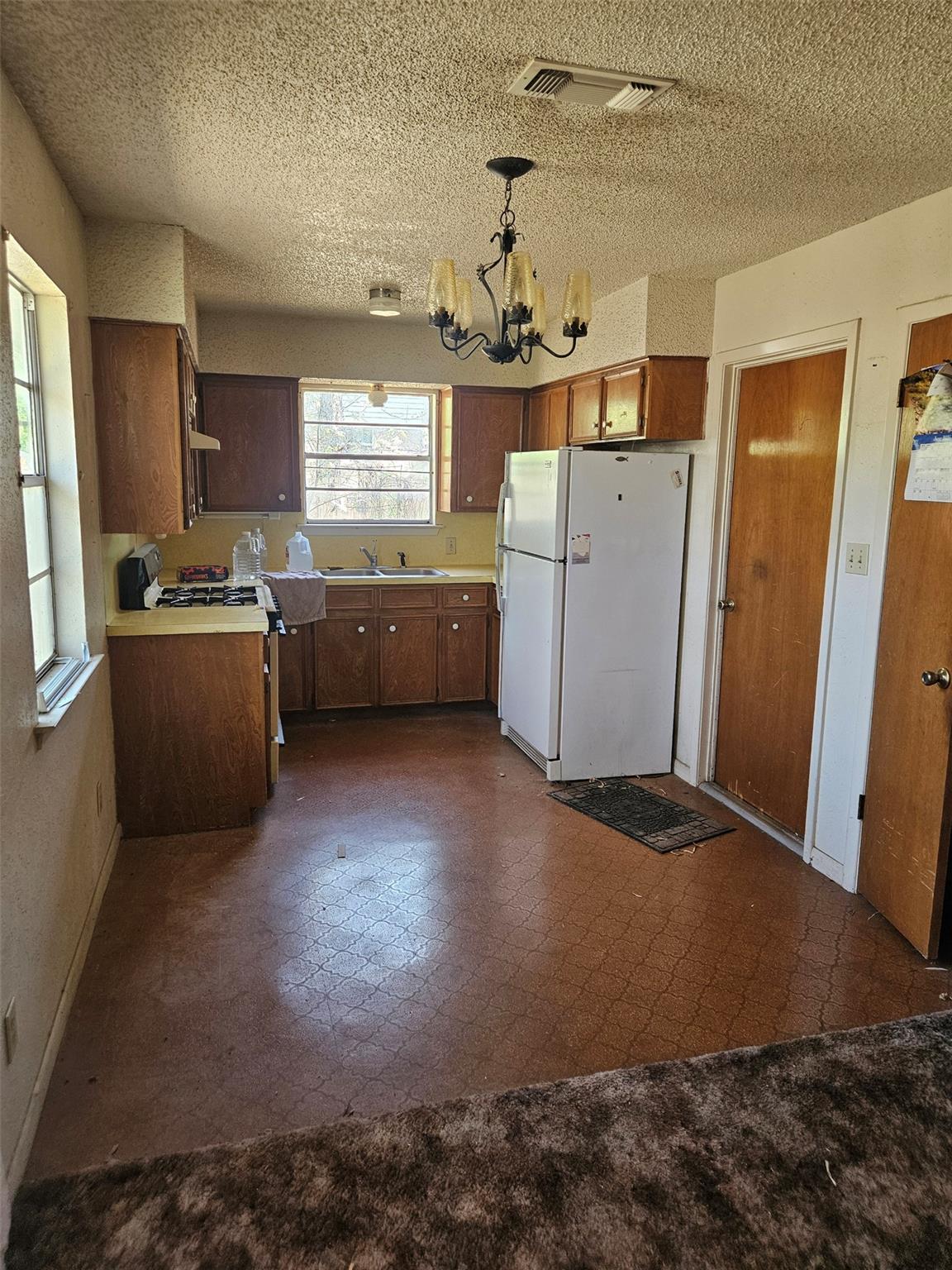 1001 W 17th St, Georgetown, TX 78626