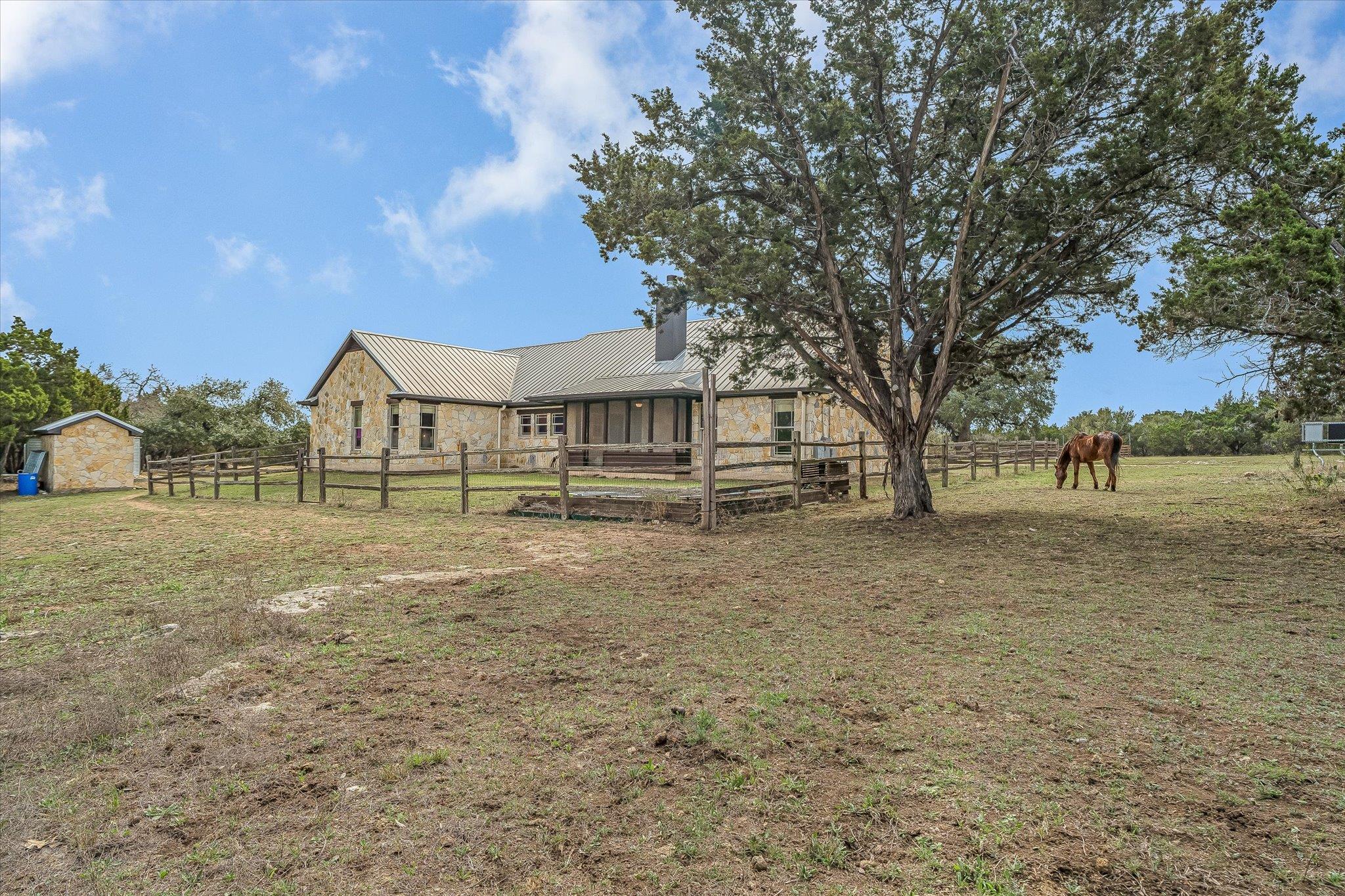 3501 Pursley Rd, Dripping Springs, TX 78620