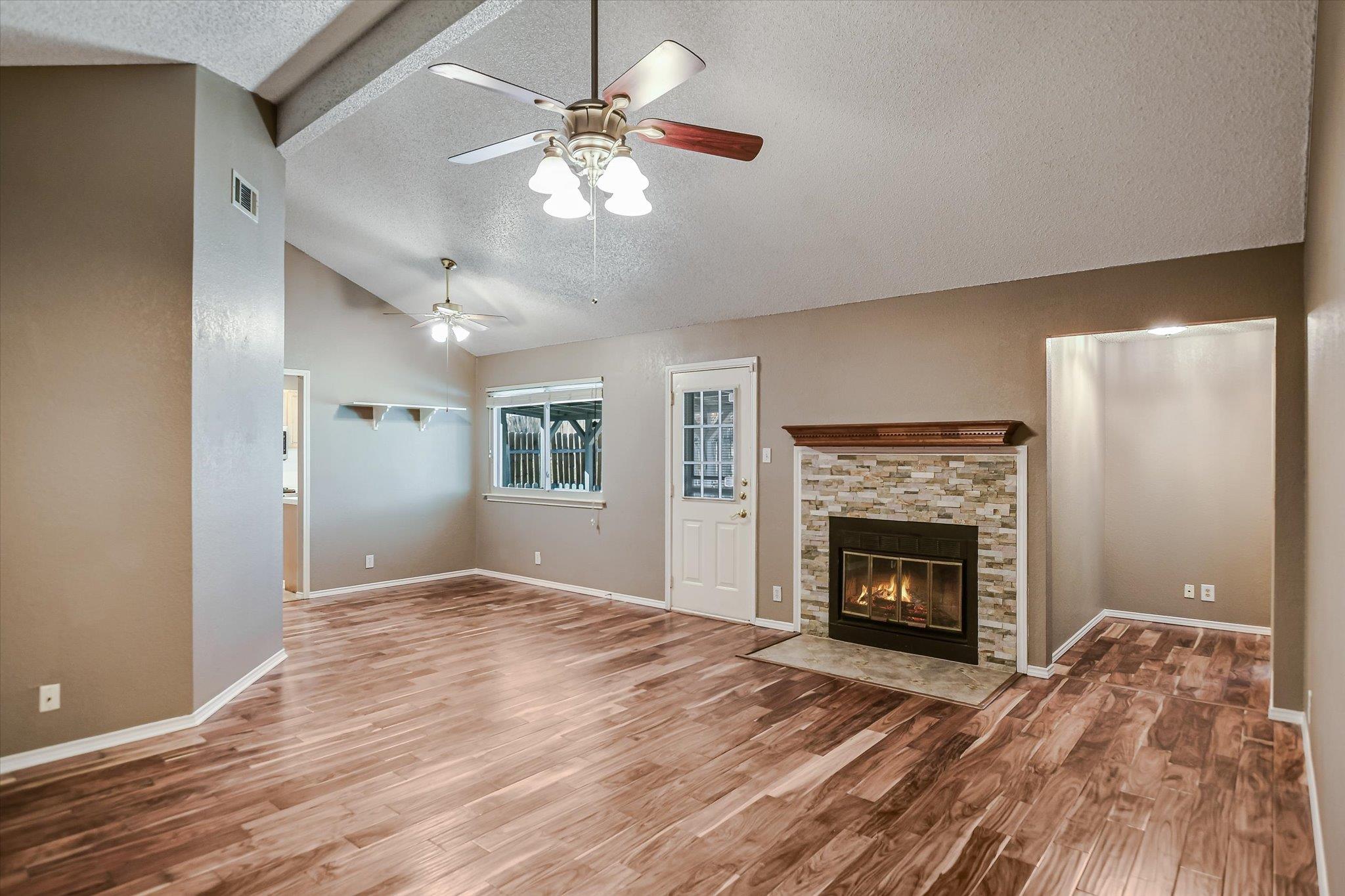 1800 Krizan Ave, Austin, TX 78727