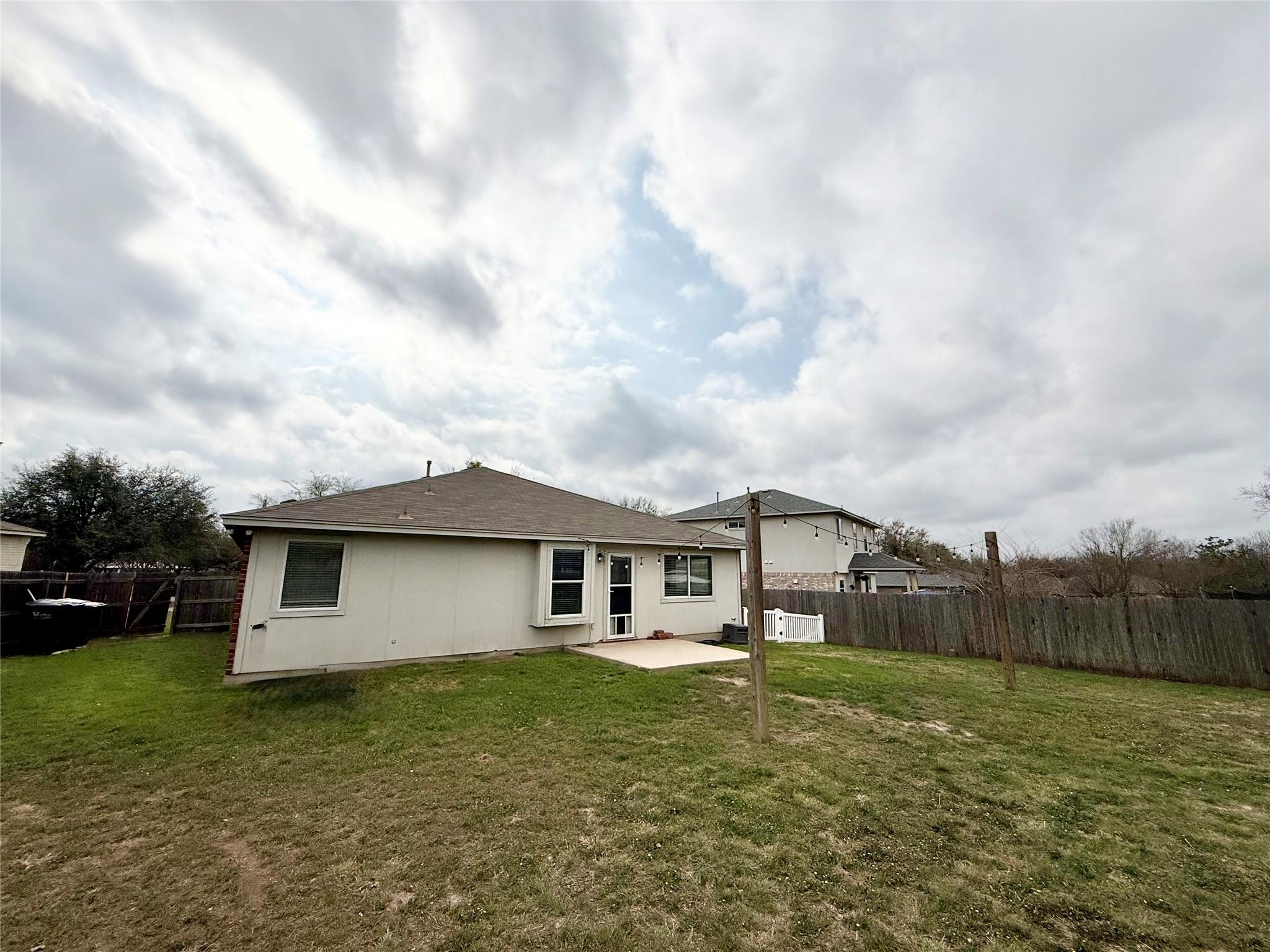 1021 Tudor House Rd, Pflugerville, TX 78660