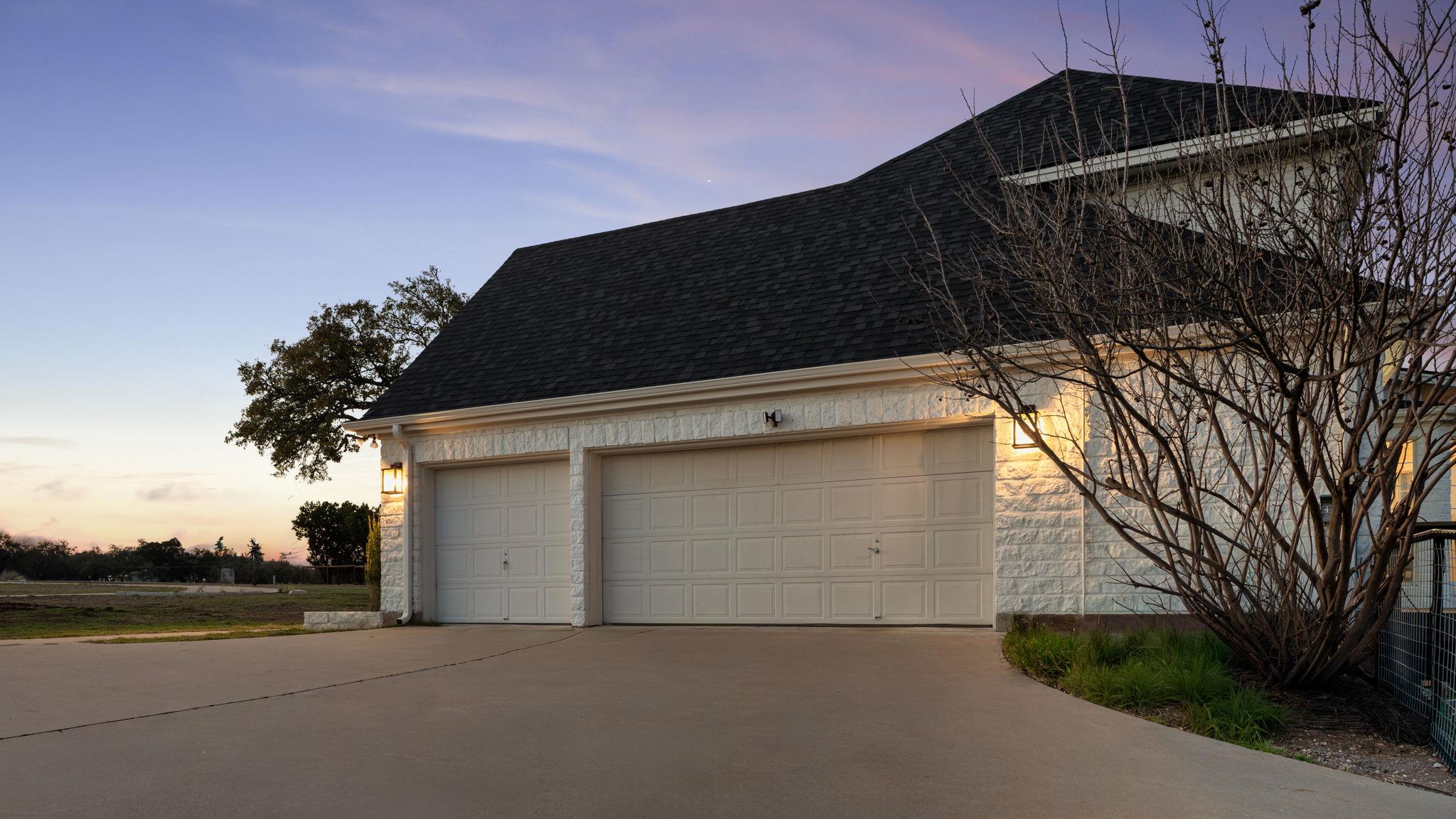 3 Coach House Rd, Austin, TX 78737