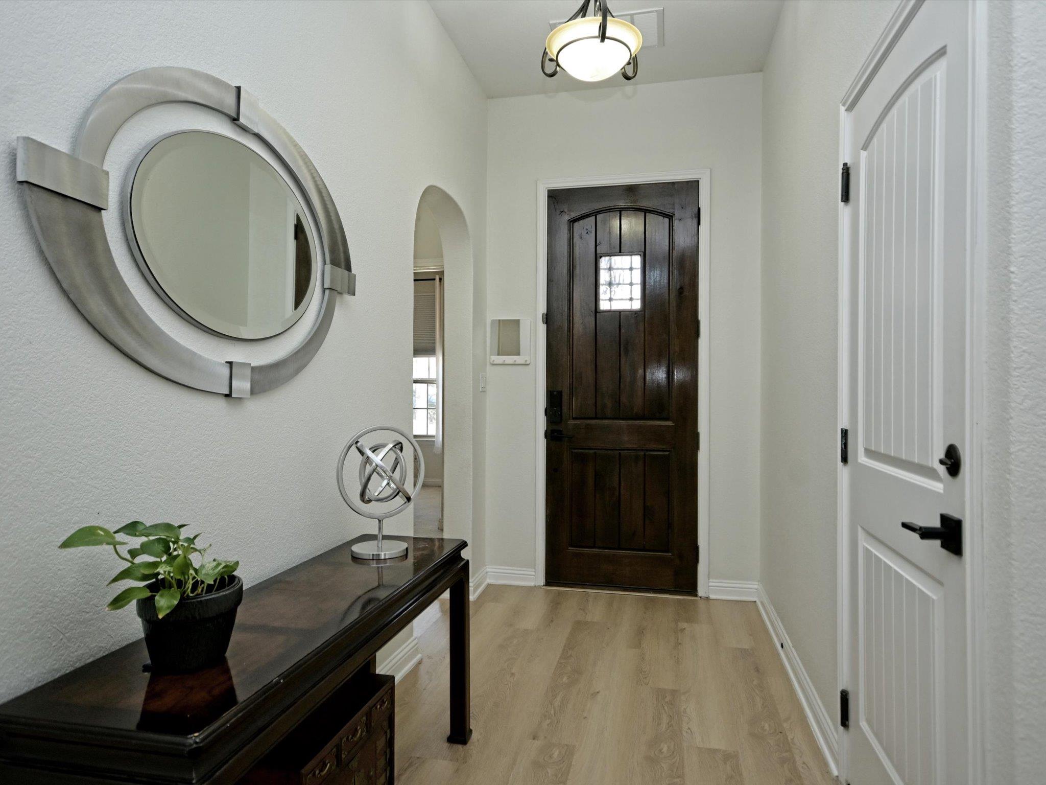 201 Bellagio Dr, Austin, TX 78734