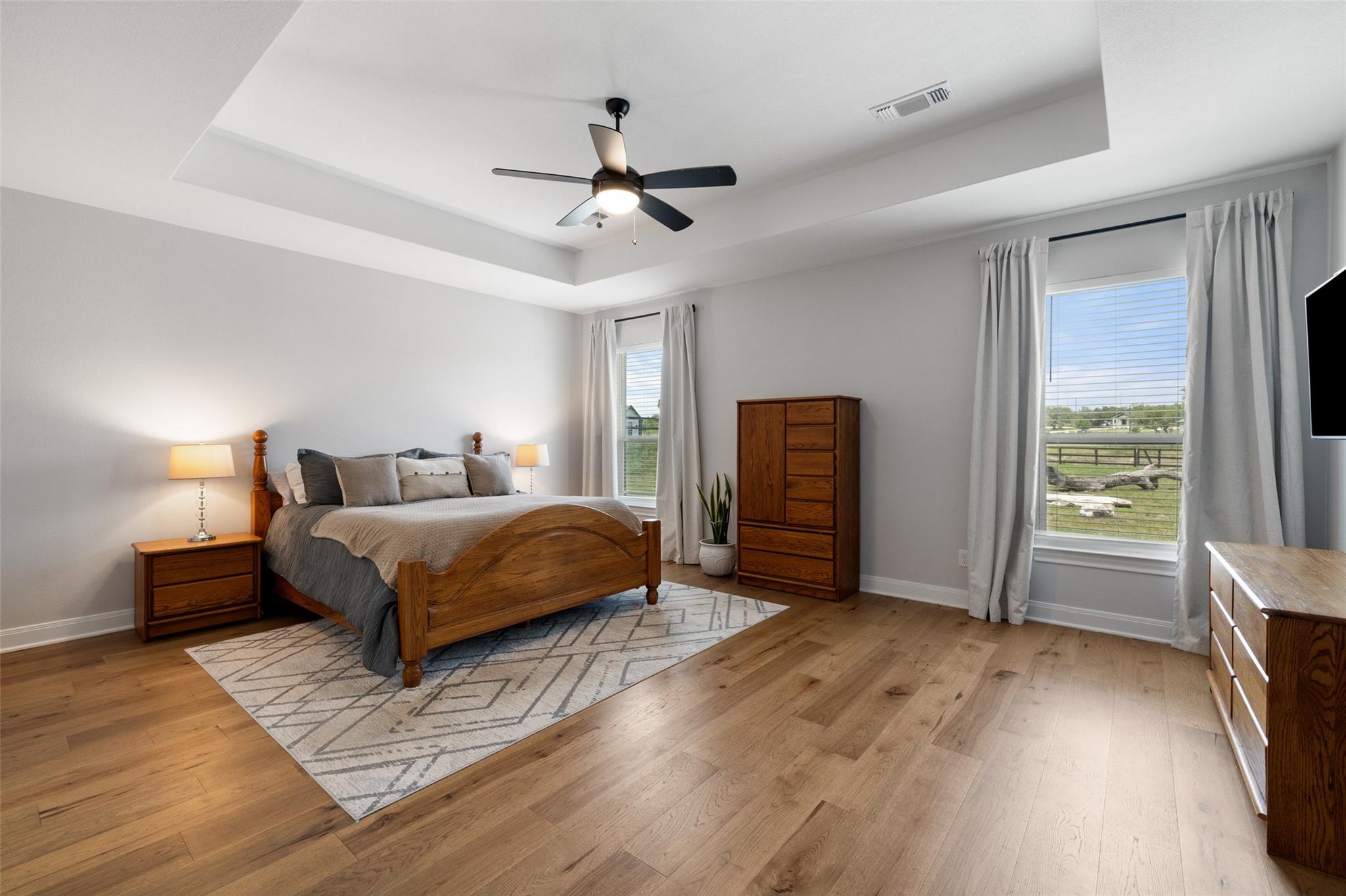 803 Spicewood Trails Dr, Spicewood, TX 78669