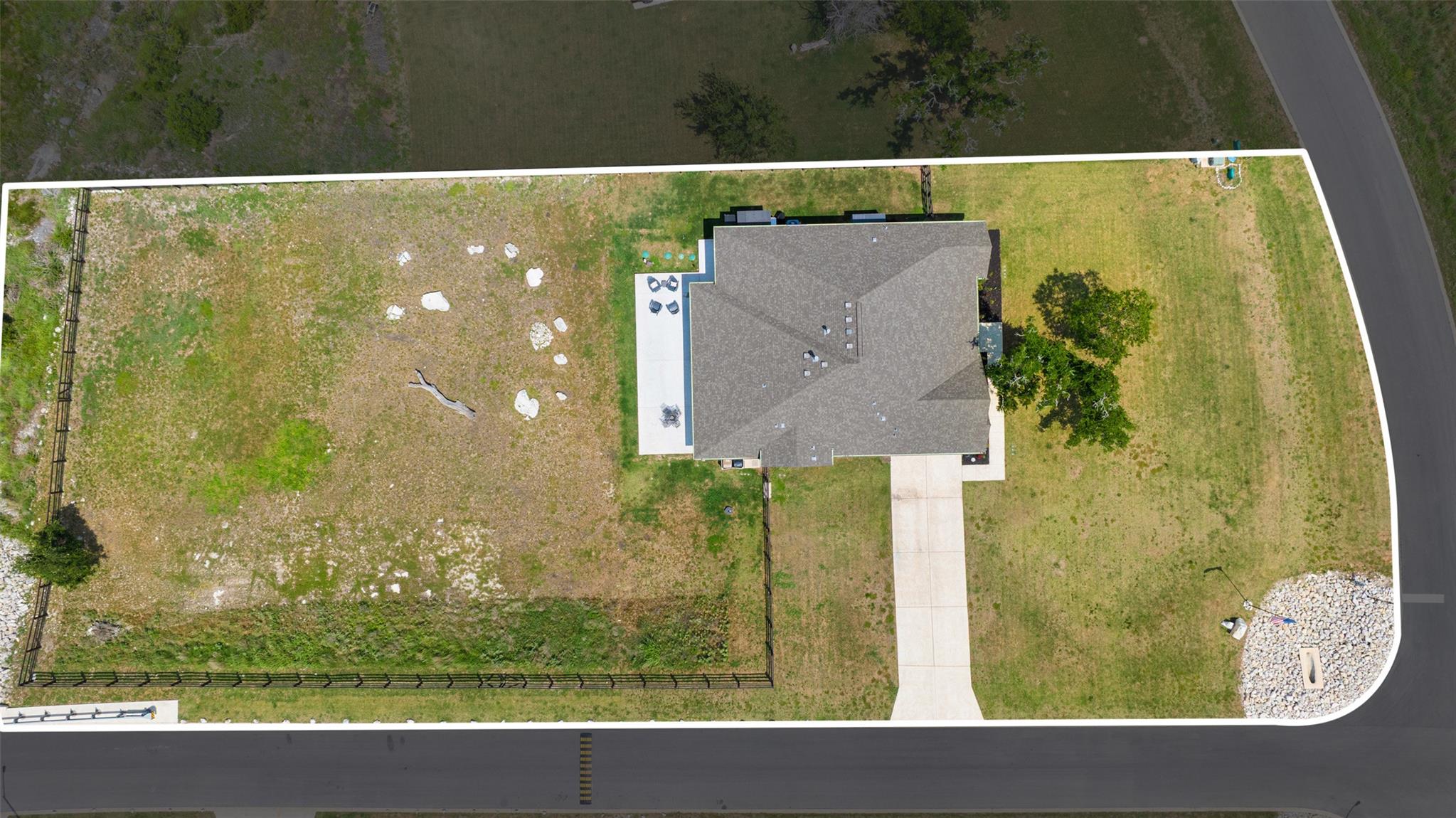 803 Spicewood Trails Dr, Spicewood, TX 78669