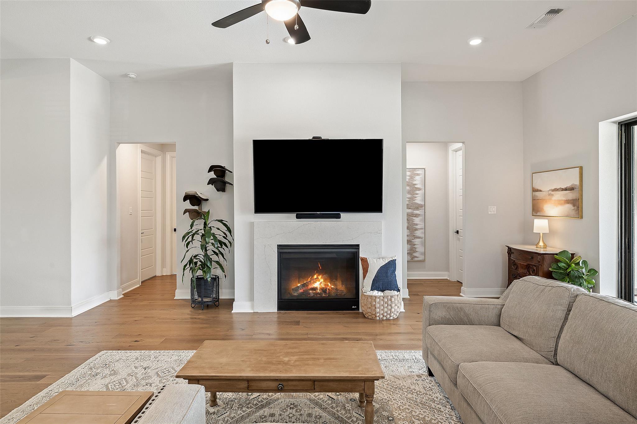 803 Spicewood Trails Dr, Spicewood, TX 78669