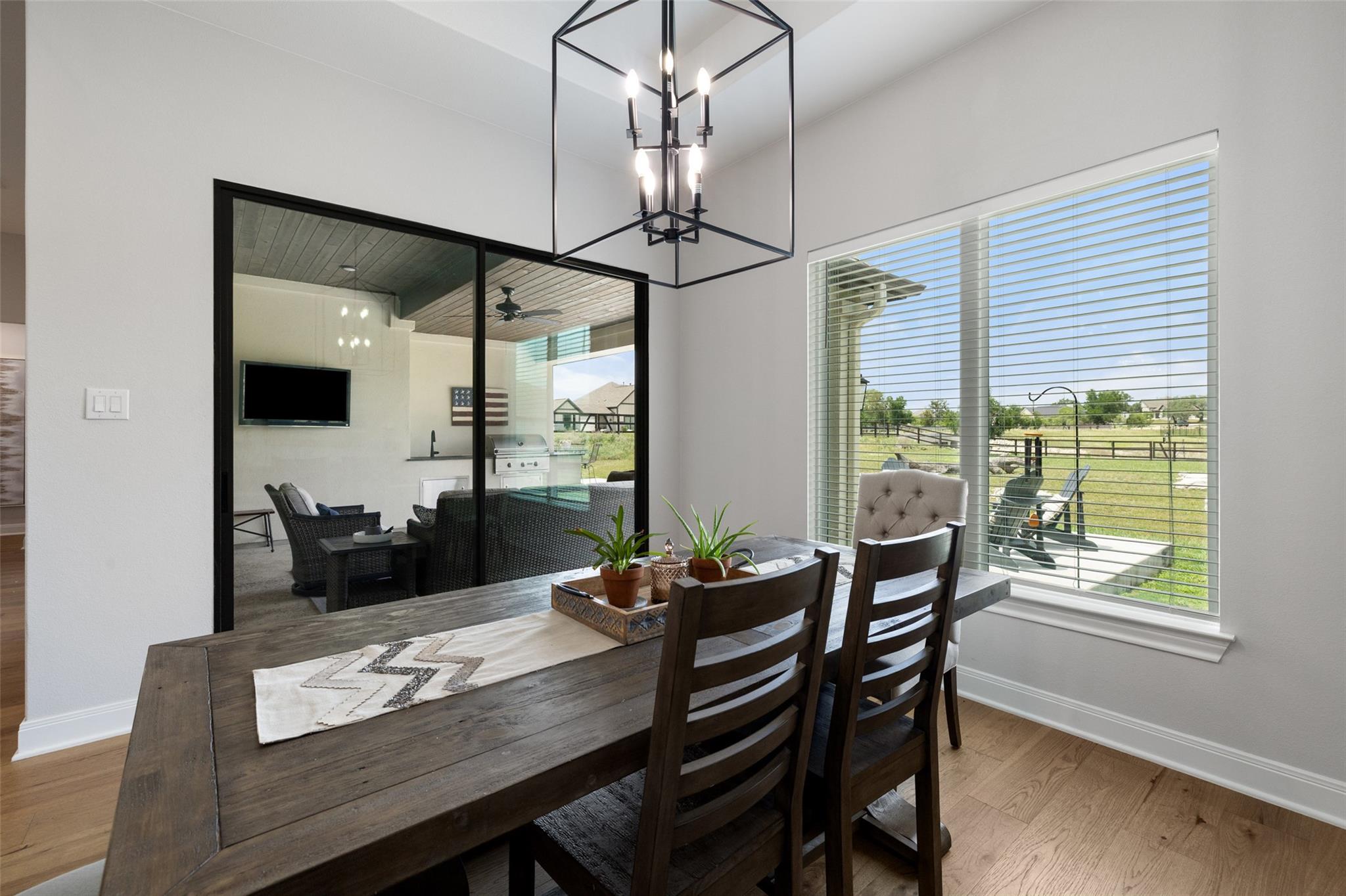 803 Spicewood Trails Dr, Spicewood, TX 78669