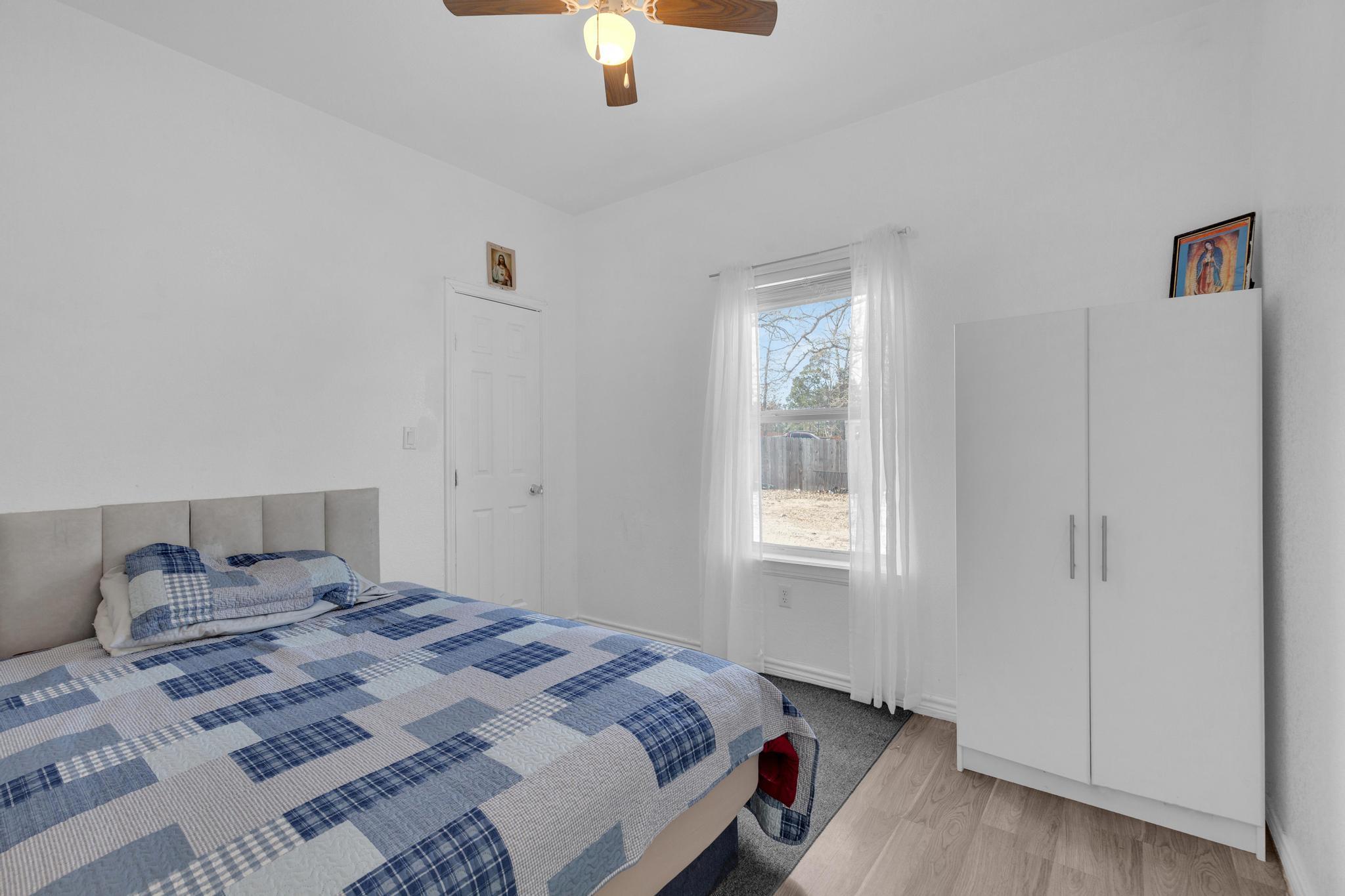 114 Crepe Myrtle Pkwy, Elgin, TX 78621