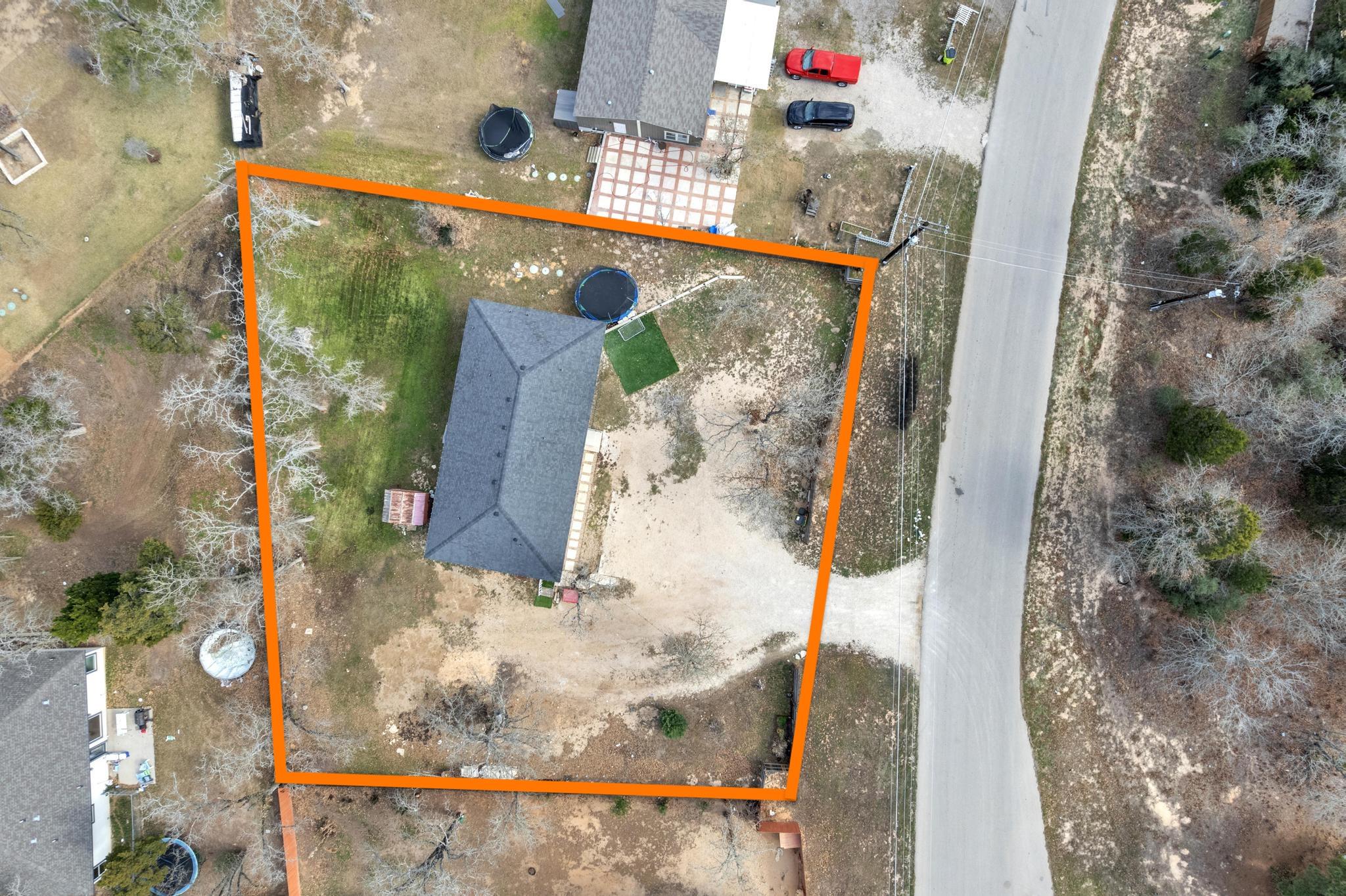 114 Crepe Myrtle Pkwy, Elgin, TX 78621