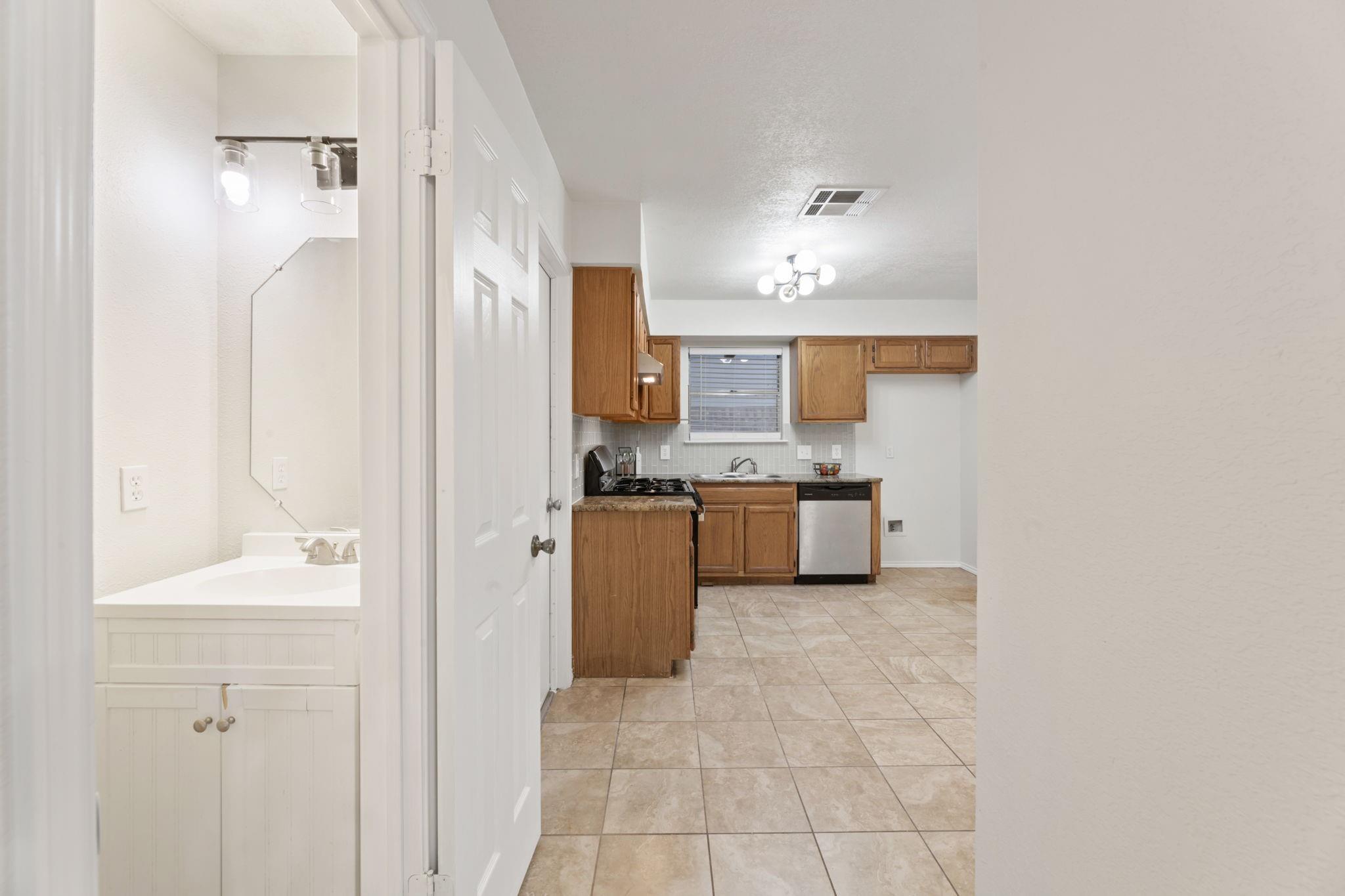 7707 Montaque Dr, Austin, TX 78729