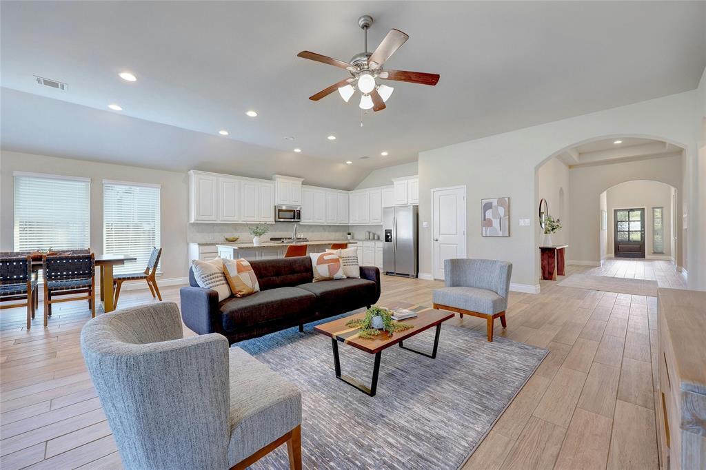 421 Inspiration Dr, Liberty Hill, TX 78642