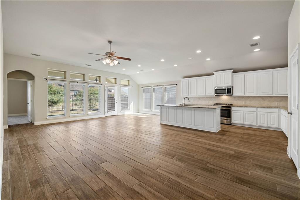 421 Inspiration Dr, Liberty Hill, TX 78642