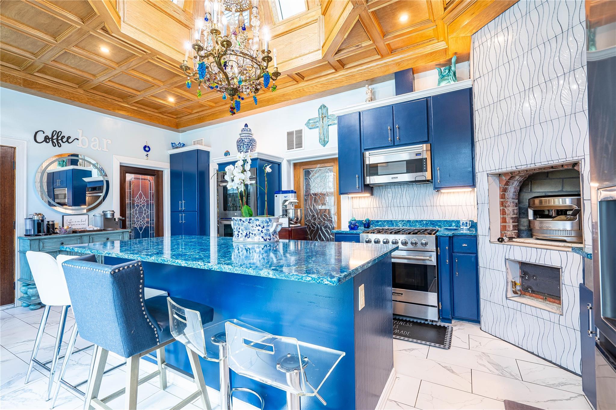 121 Glenmore St, Corpus Christi, TX 78412