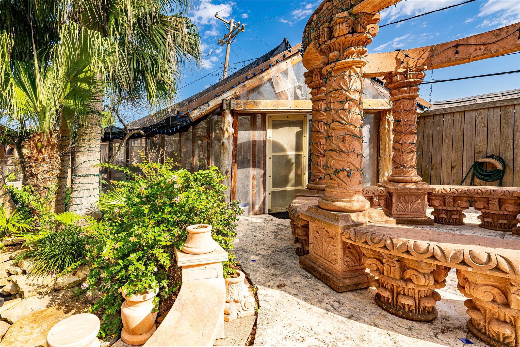 121 Glenmore St, Corpus Christi, TX 78412