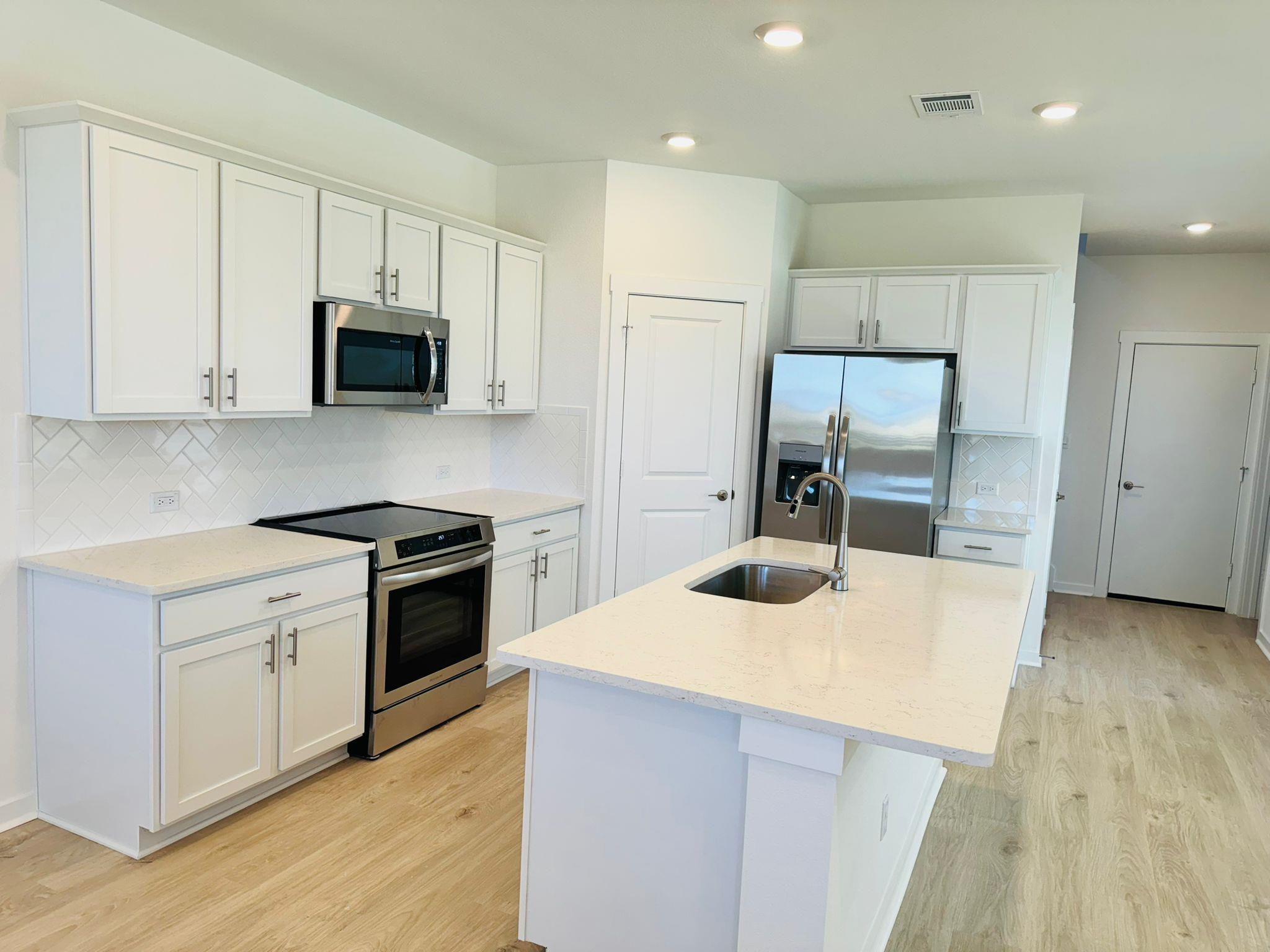 2405 Wallin Bradley Dr, Round Rock, TX 78665