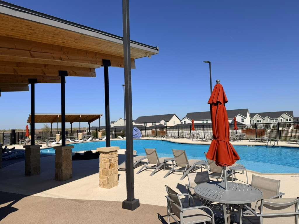 2405 Wallin Bradley Dr, Round Rock, TX 78665