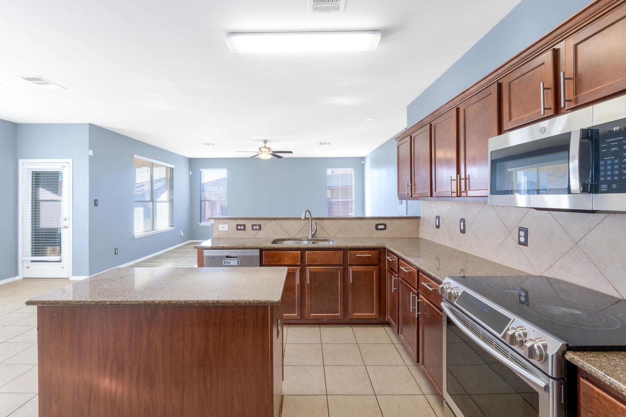 5402 Willamette Ln, Killeen, TX 76549