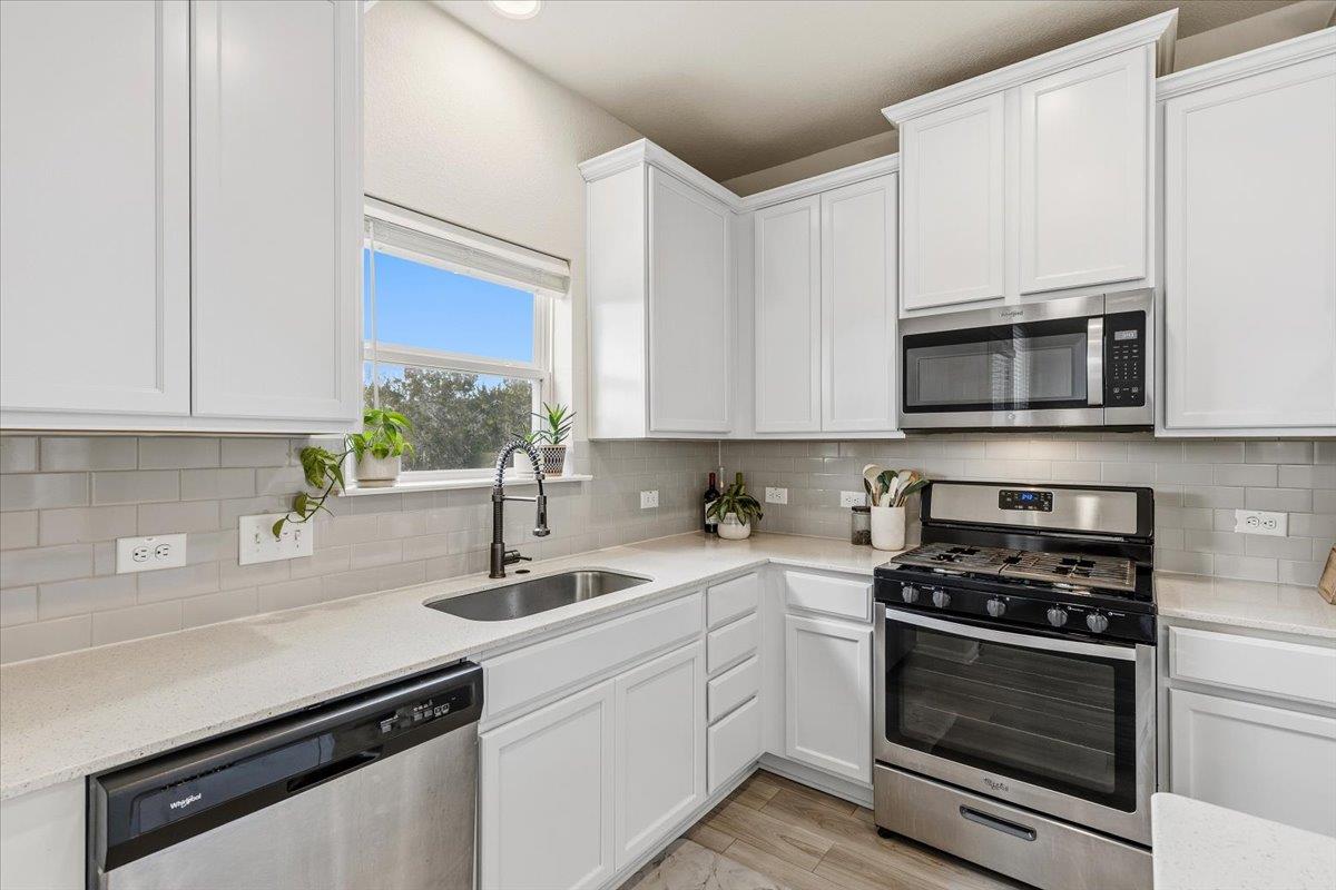 11204 El Capitan Dr, Austin, TX 78747