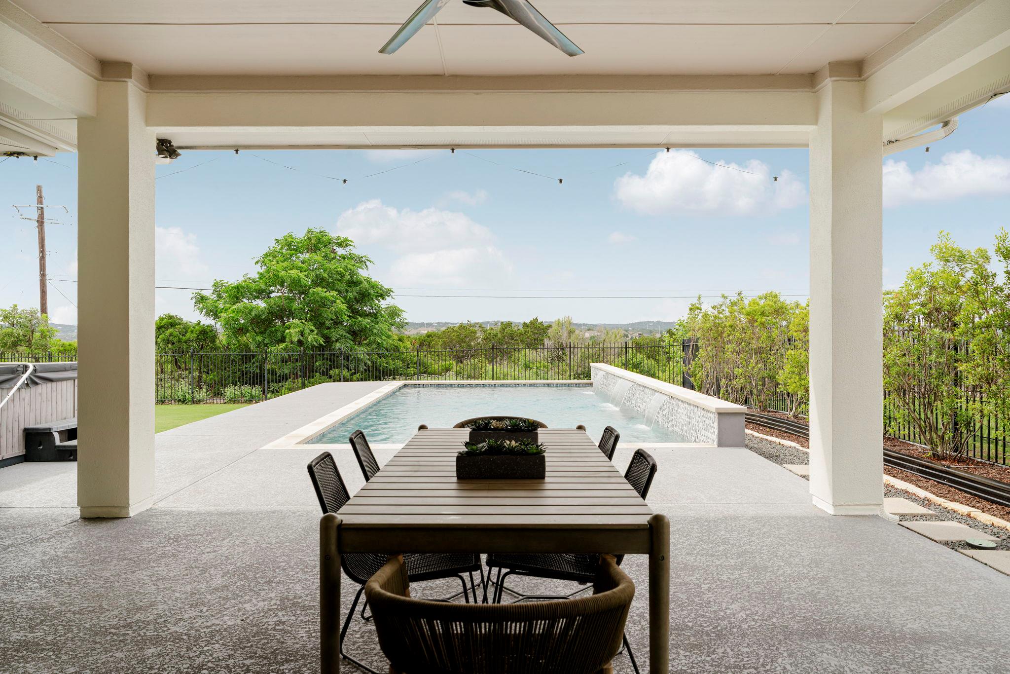 291 Katie Dr, Austin, TX 78737