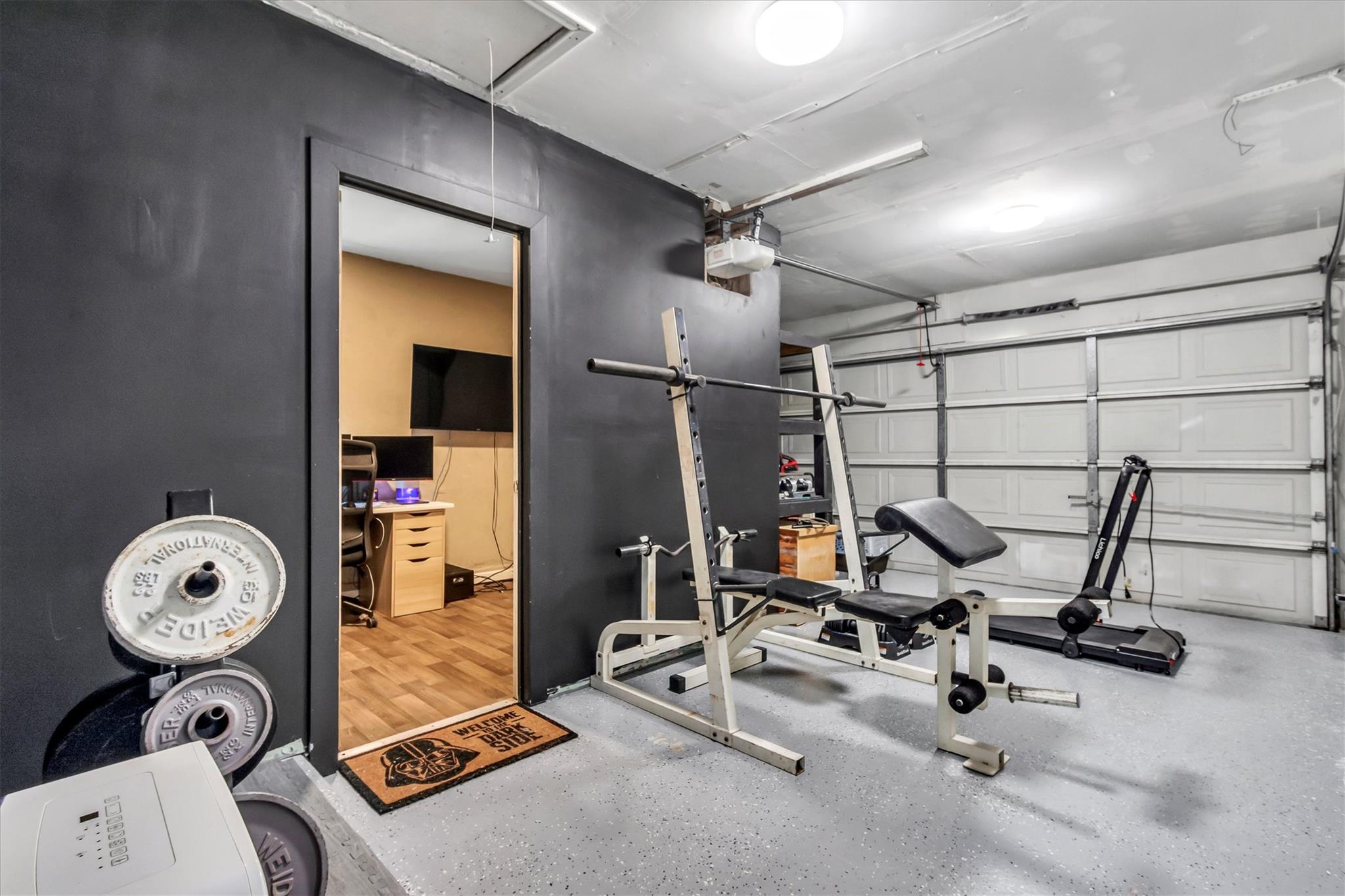 206 Quail Cir, Hutto, TX 78634