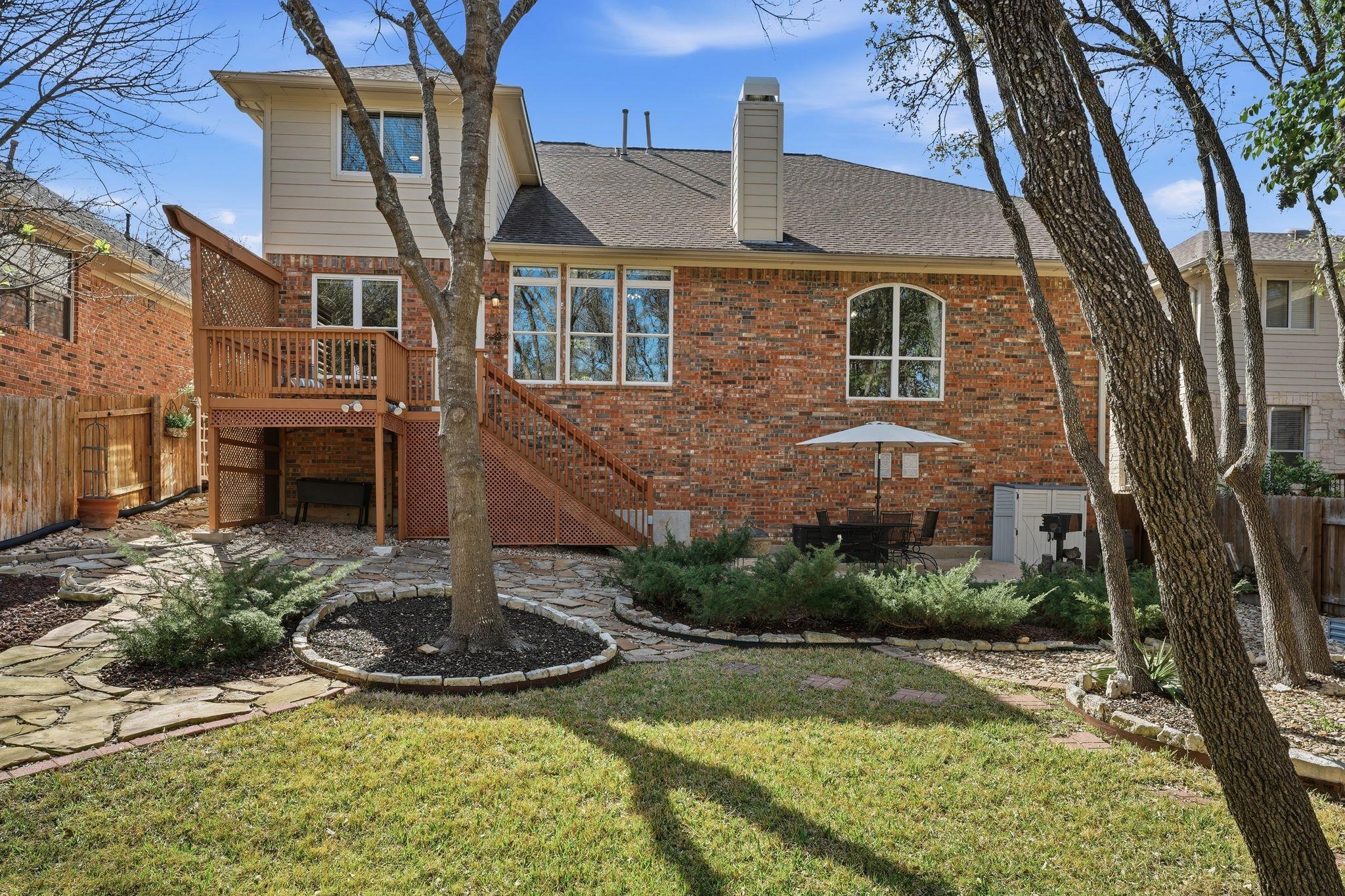 2921 Persimmon Valley Trl, Austin, TX 78732