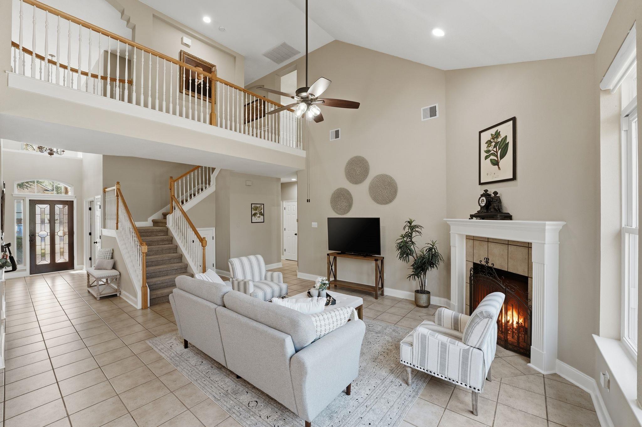 2921 Persimmon Valley Trl, Austin, TX 78732