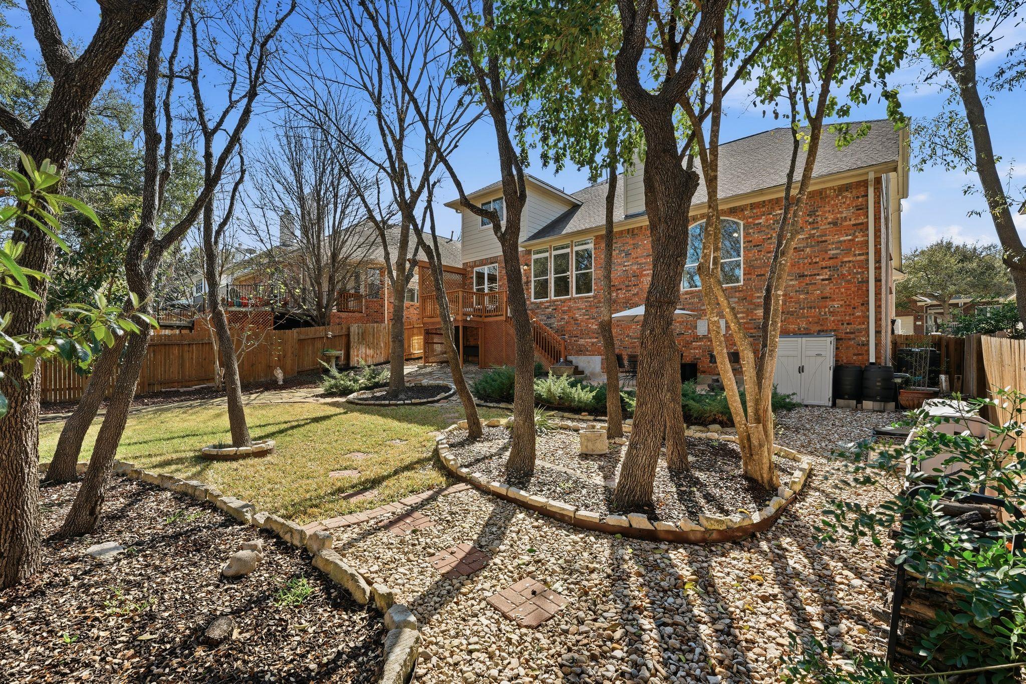 2921 Persimmon Valley Trl, Austin, TX 78732