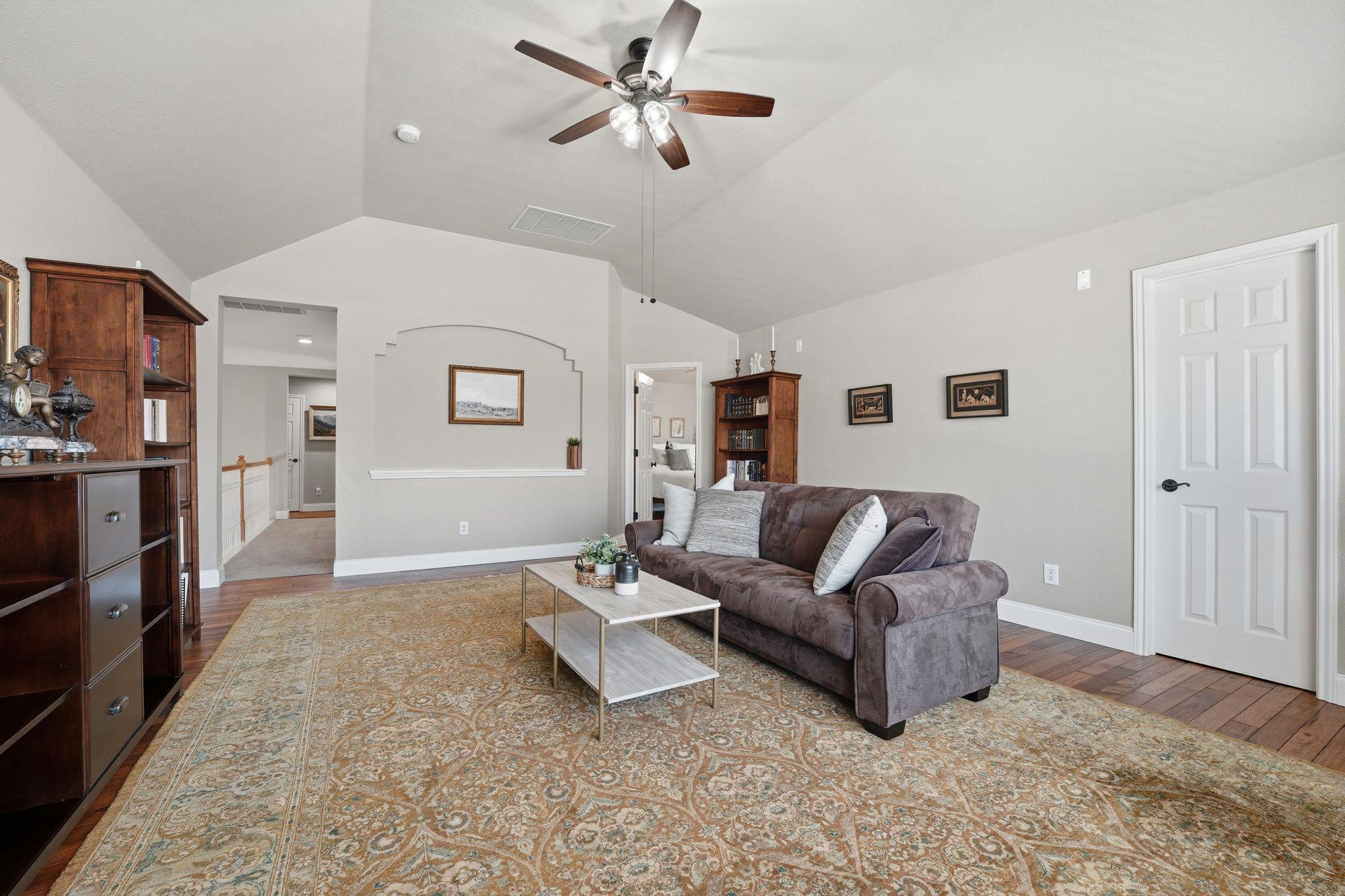 2921 Persimmon Valley Trl, Austin, TX 78732