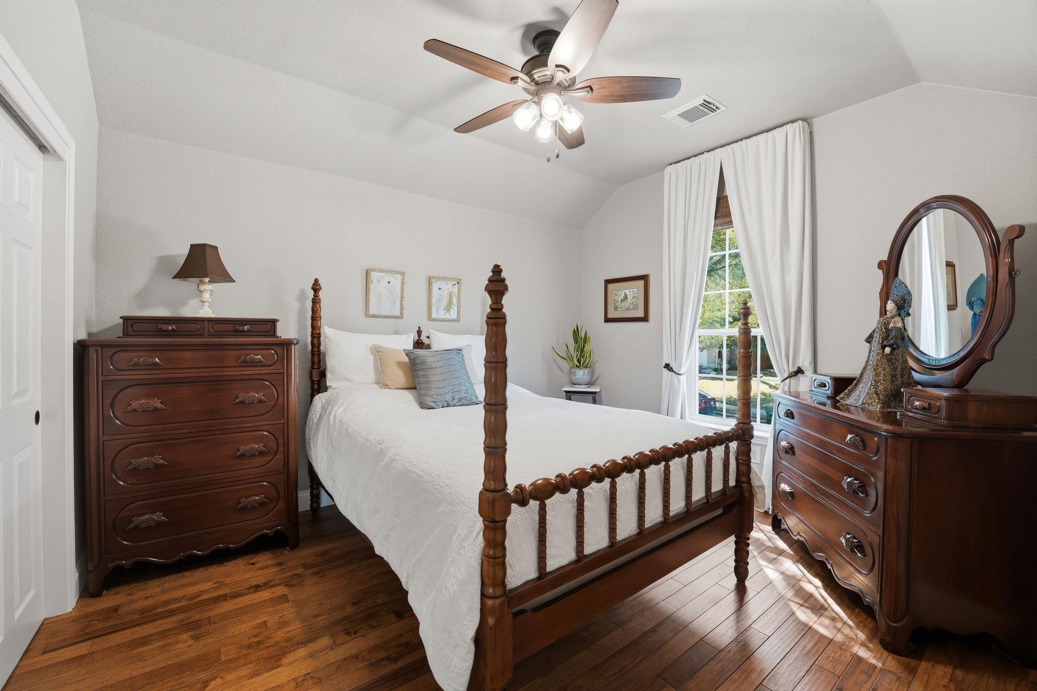 2921 Persimmon Valley Trl, Austin, TX 78732