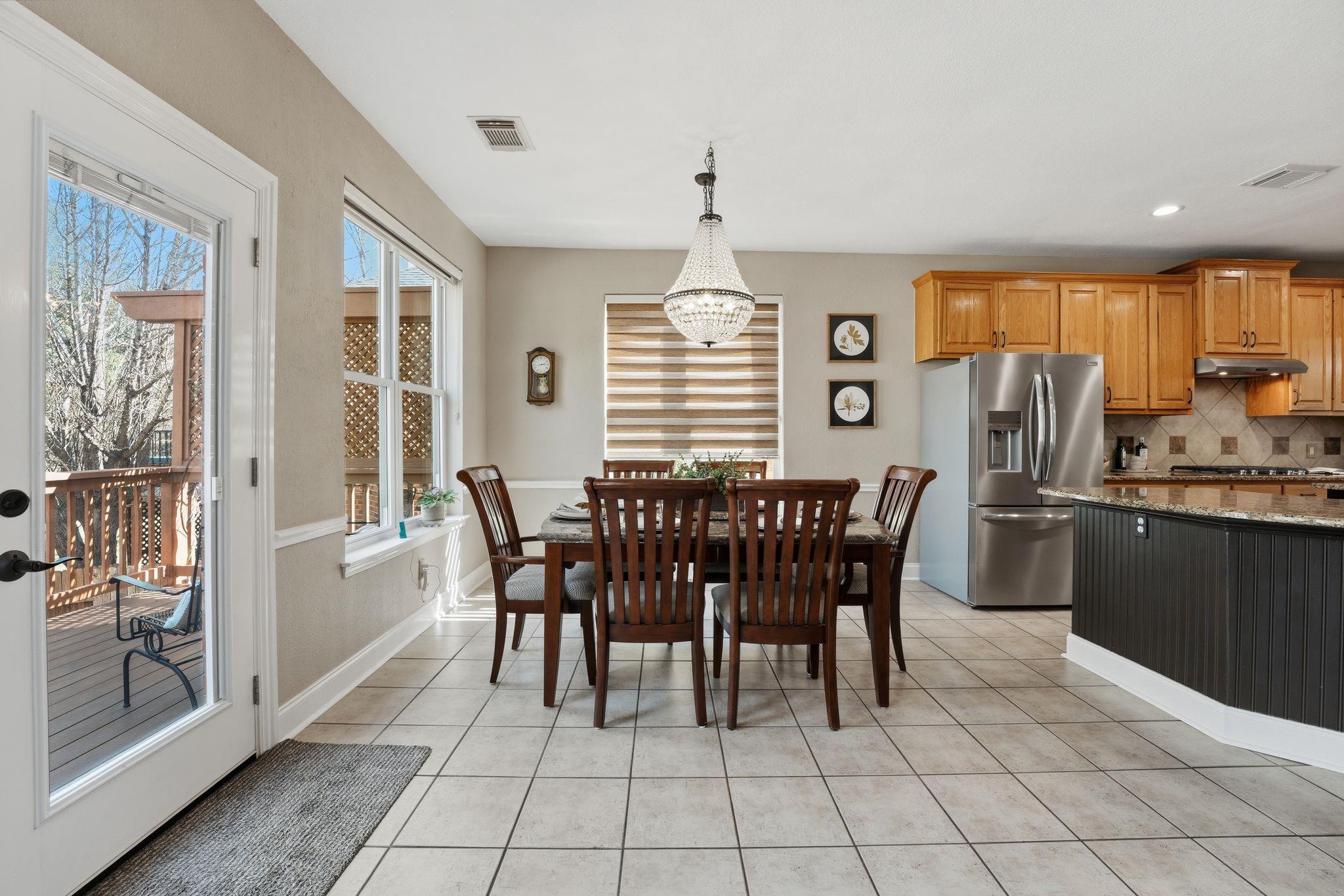 2921 Persimmon Valley Trl, Austin, TX 78732