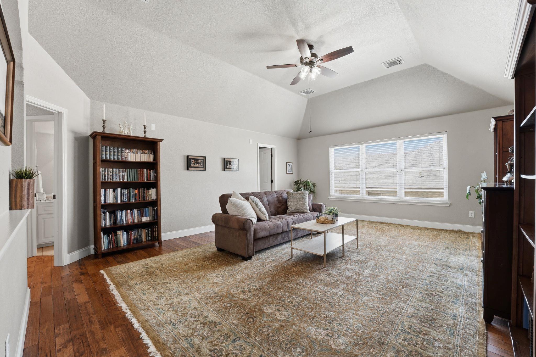 2921 Persimmon Valley Trl, Austin, TX 78732