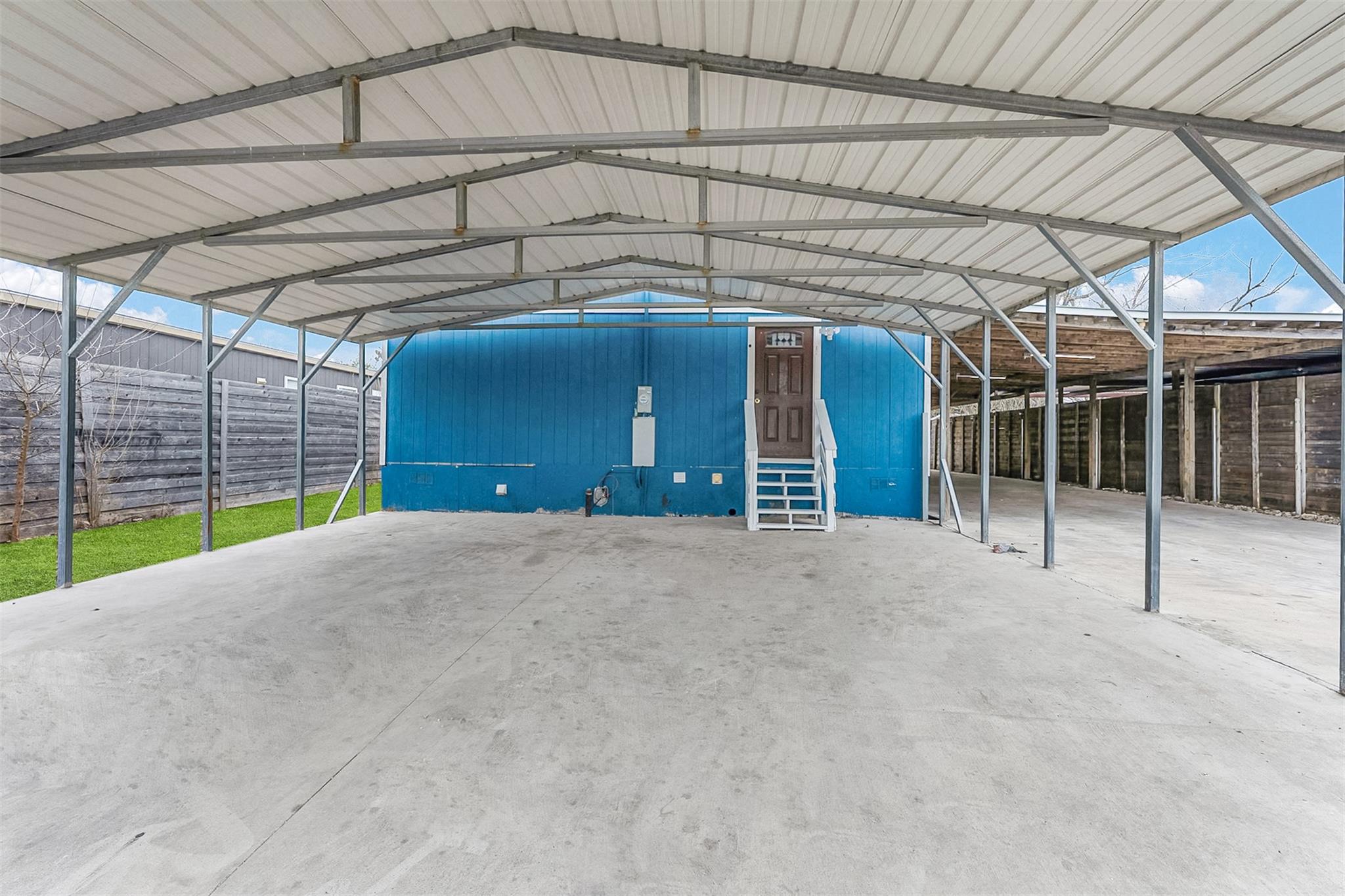 652 Stag Horn Pass, Kyle, TX 78640