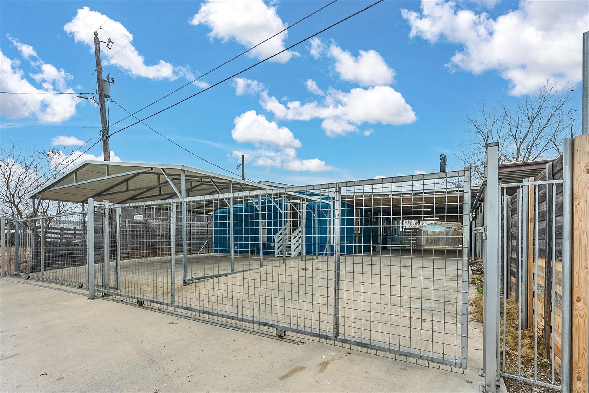 652 Stag Horn Pass, Kyle, TX 78640