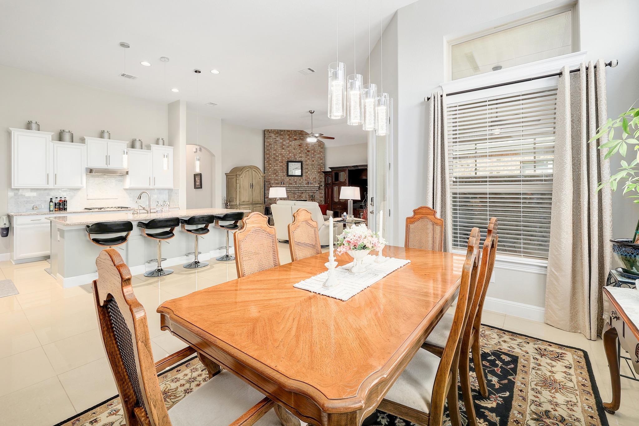 308 Bluehaw Dr, Georgetown, TX 78628