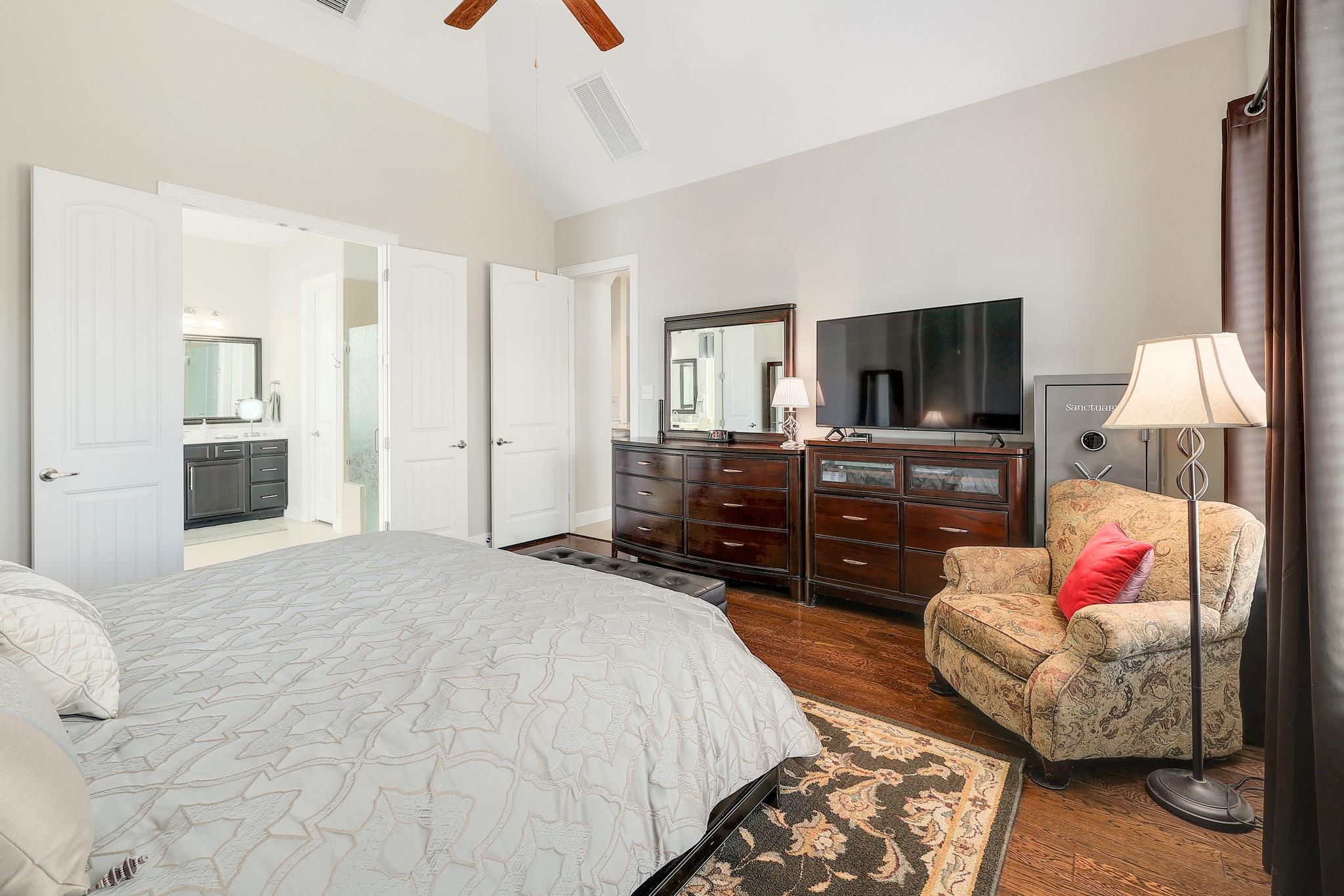 308 Bluehaw Dr, Georgetown, TX 78628