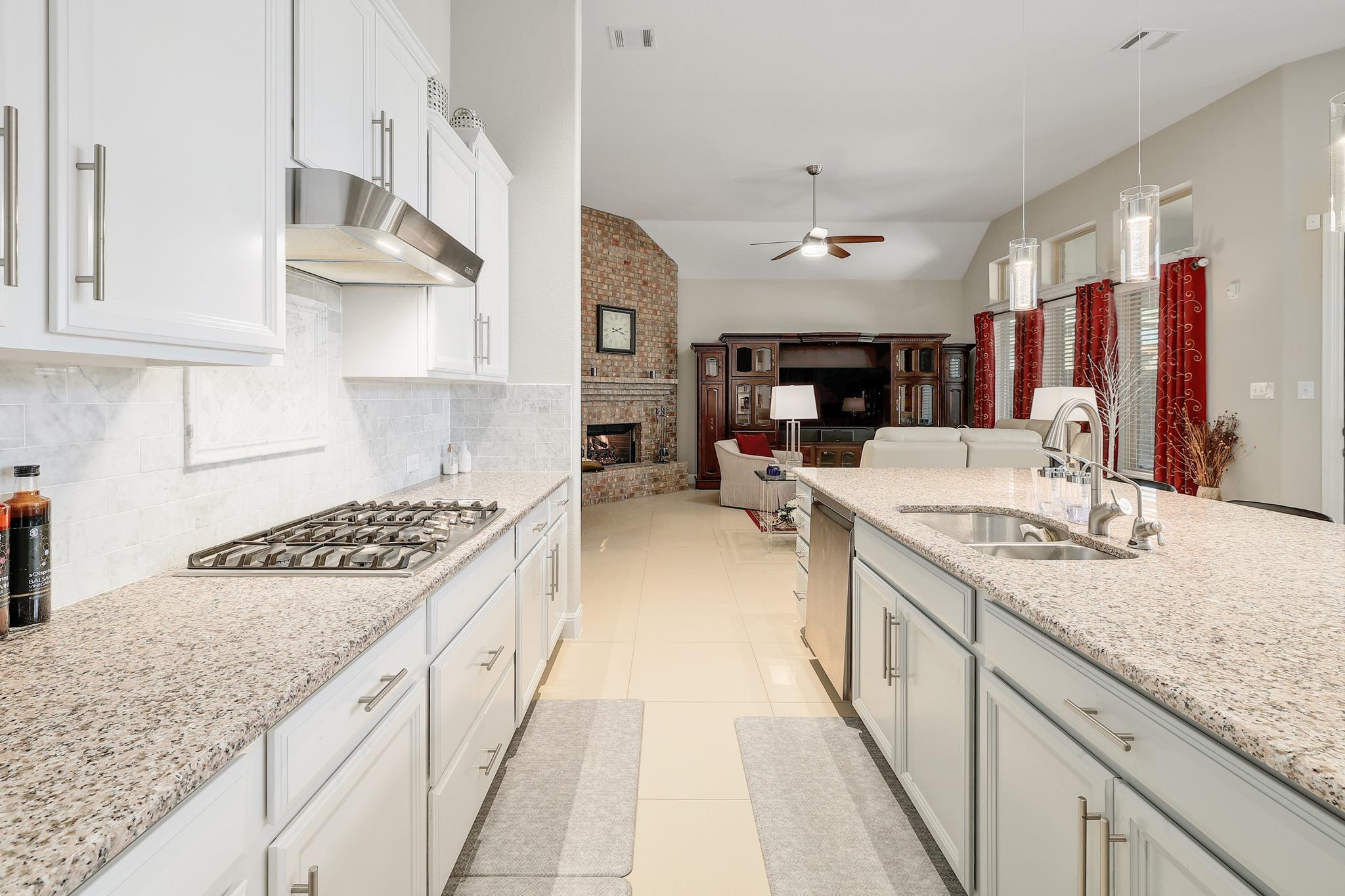 308 Bluehaw Dr, Georgetown, TX 78628