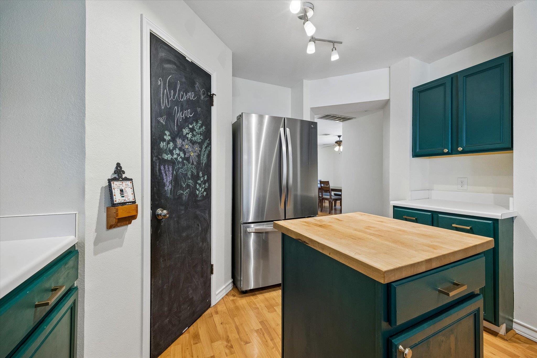 2011 Harvest Moon Dr, Cedar Park, TX 78613