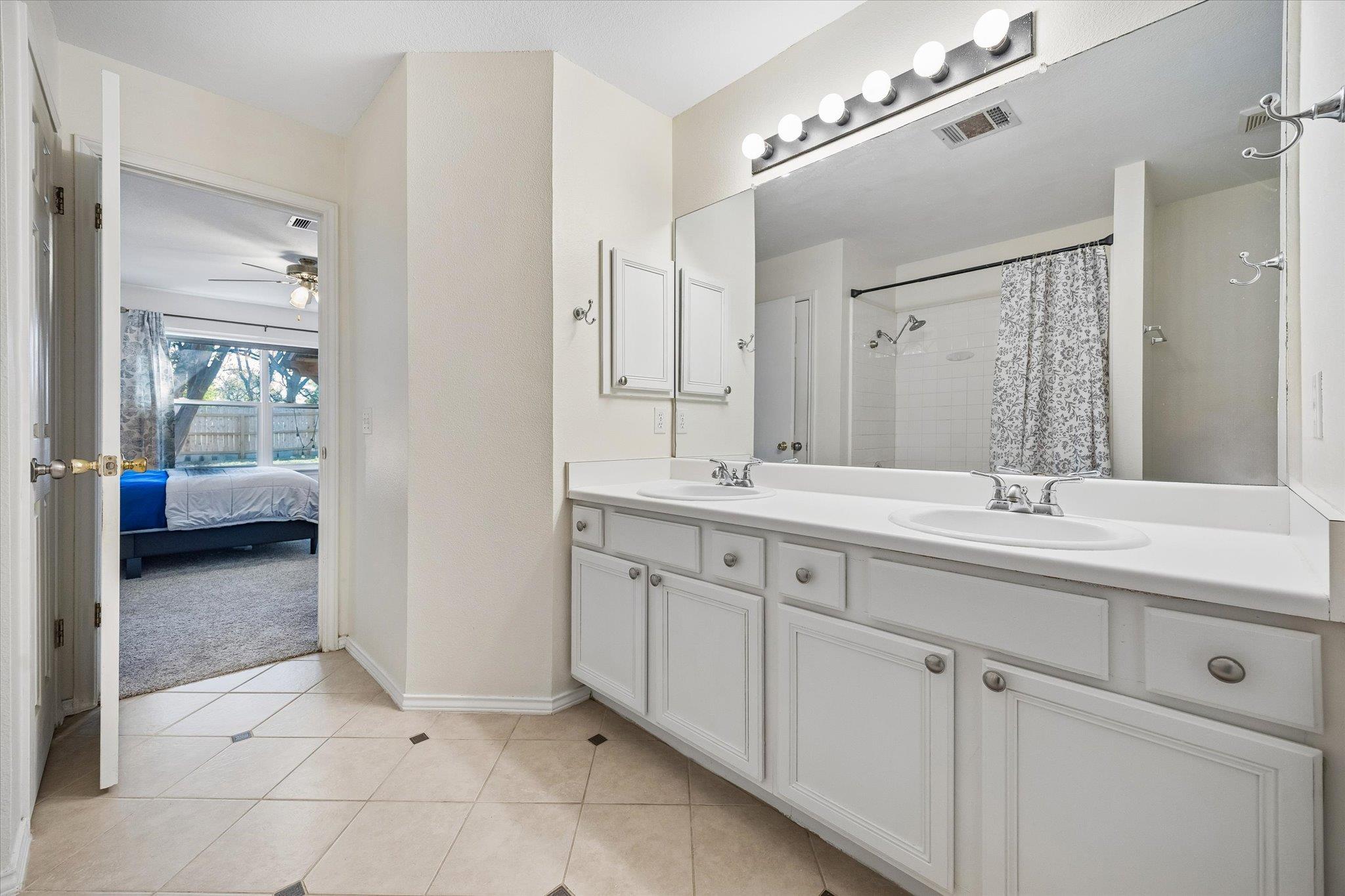 2011 Harvest Moon Dr, Cedar Park, TX 78613