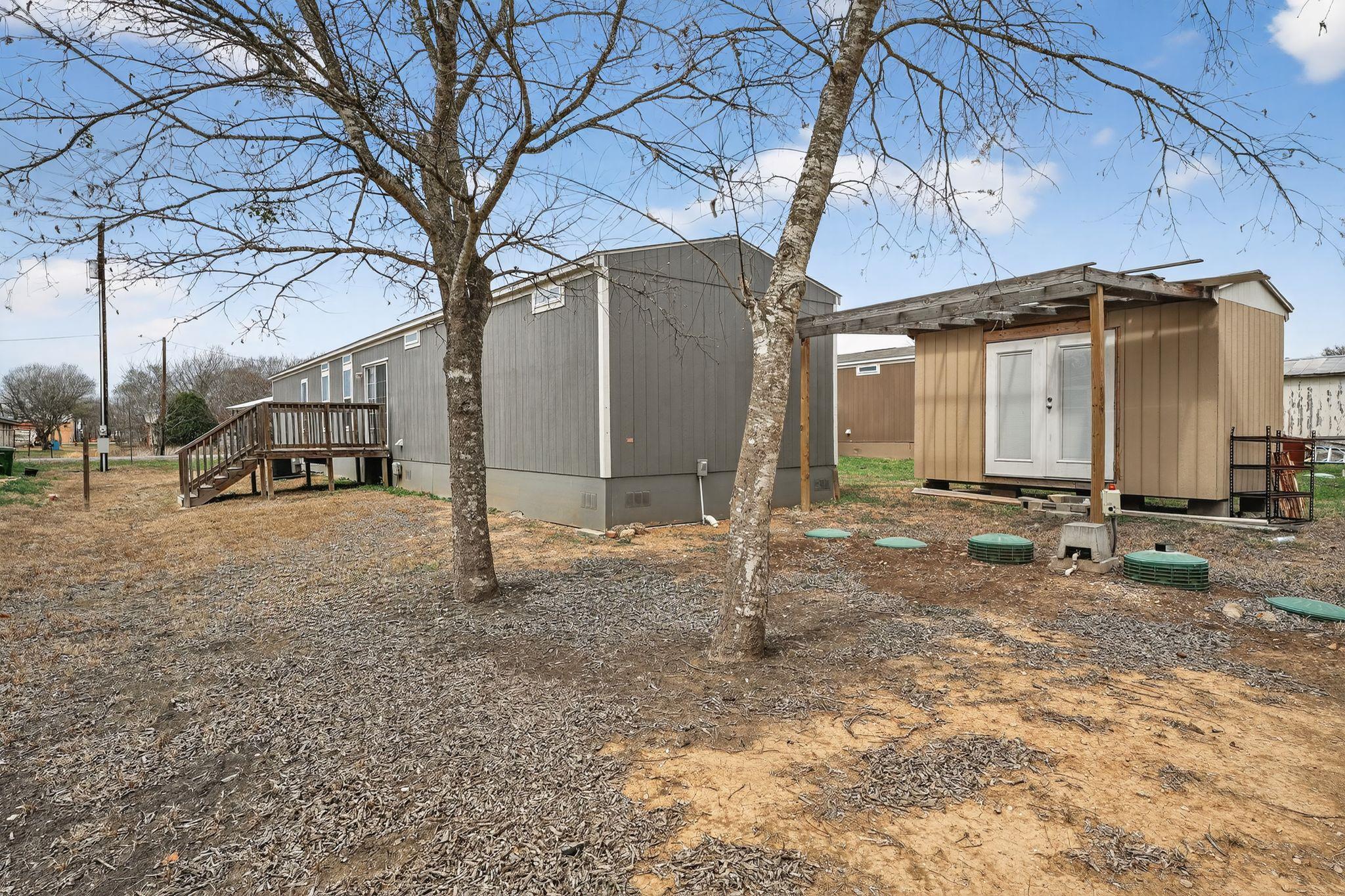 16 Fourth Street St, Maxwell, TX 78656